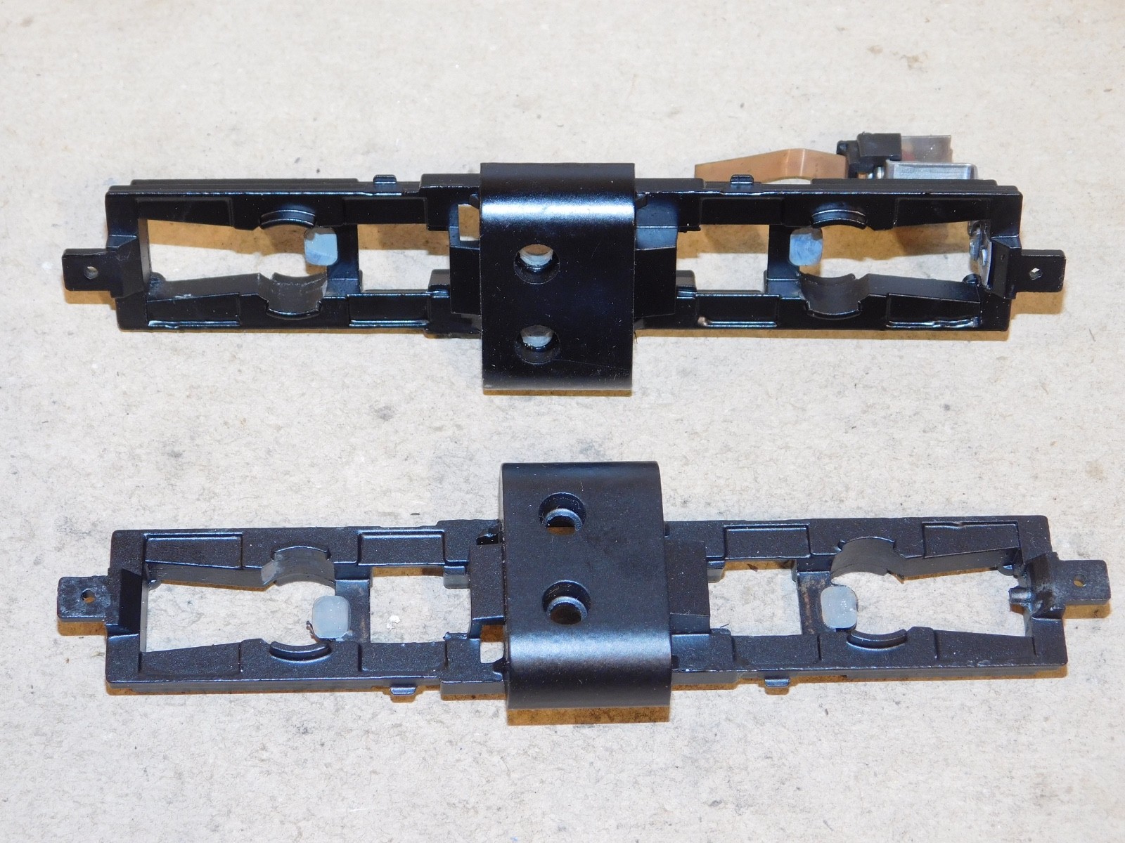 Athearn HO Parts SW-1500 SW-1000 Pair of Diesel Locomotive Frames