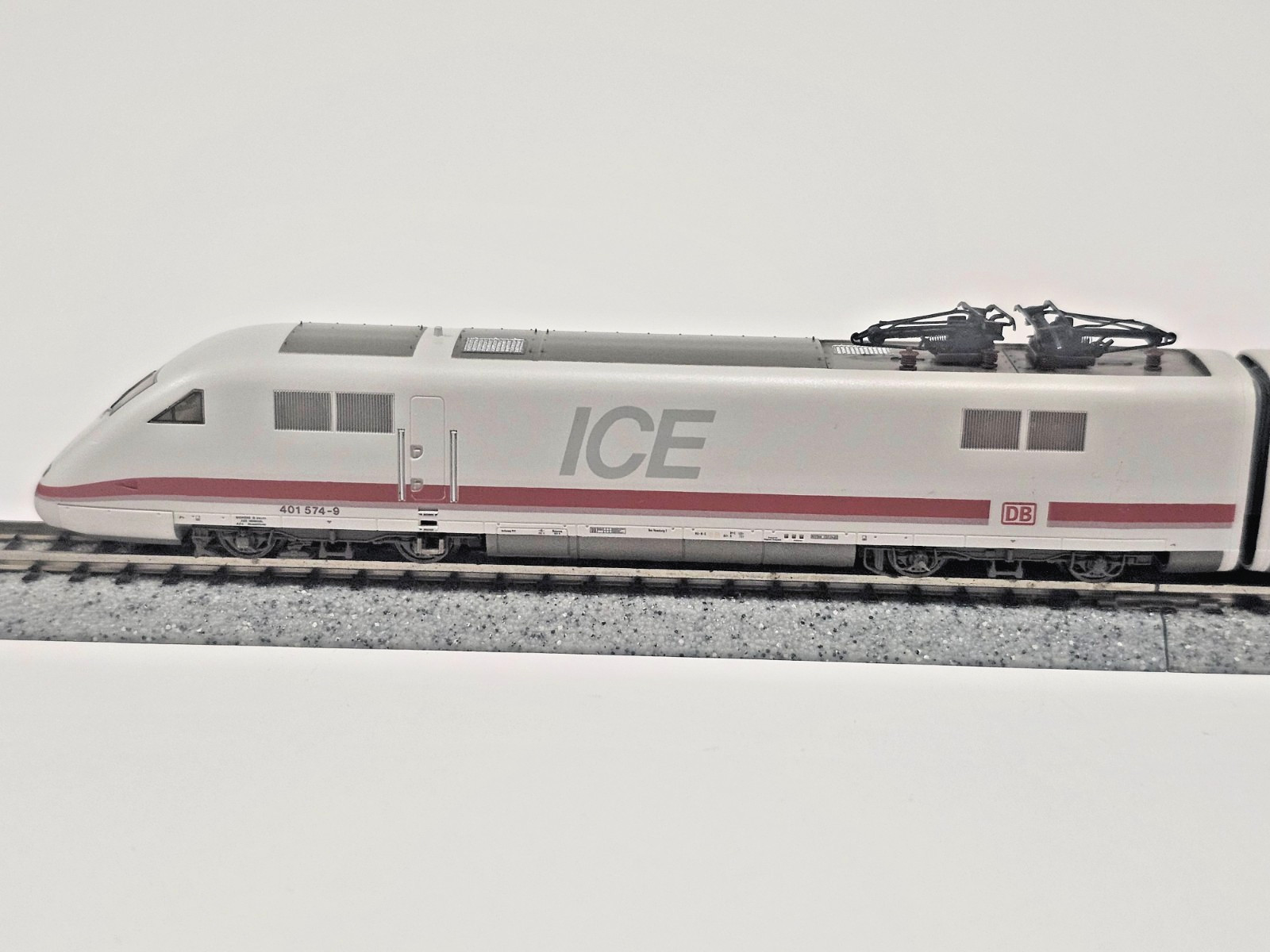 N SCALE FLEISCHMANN PICCOLO 7450 INTERCITY EXPRESS ICE TESTED WITH VIDEO