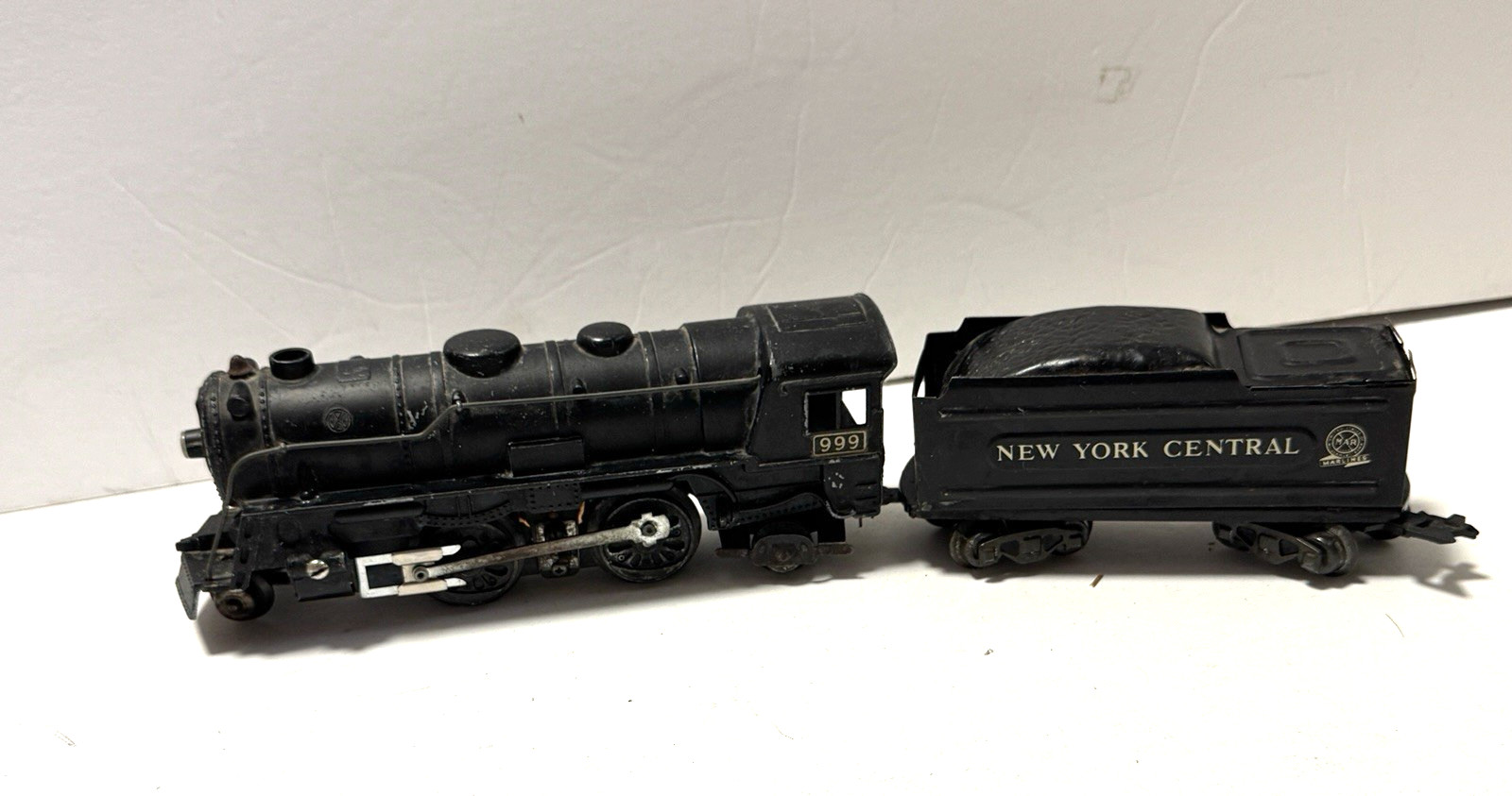 Marx 1950s 999 Locomotive and New York Central Tender train antique O gauge