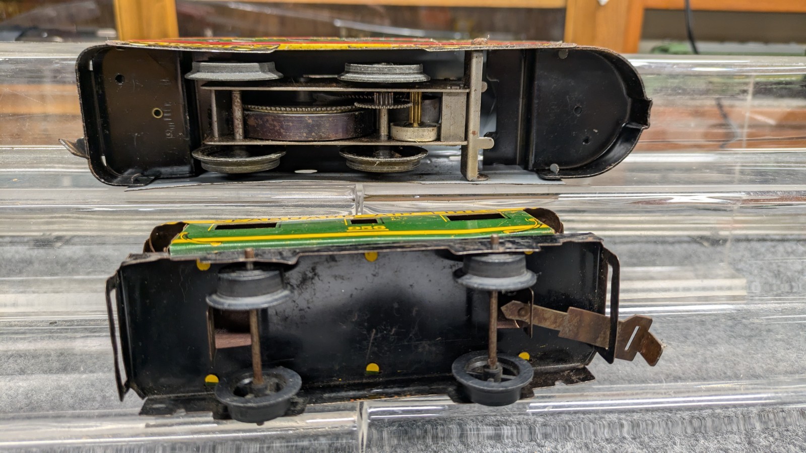 Marx Tin Litho Seaboard Clock Work Wind Up A Unit and 956 Caboose – Tested