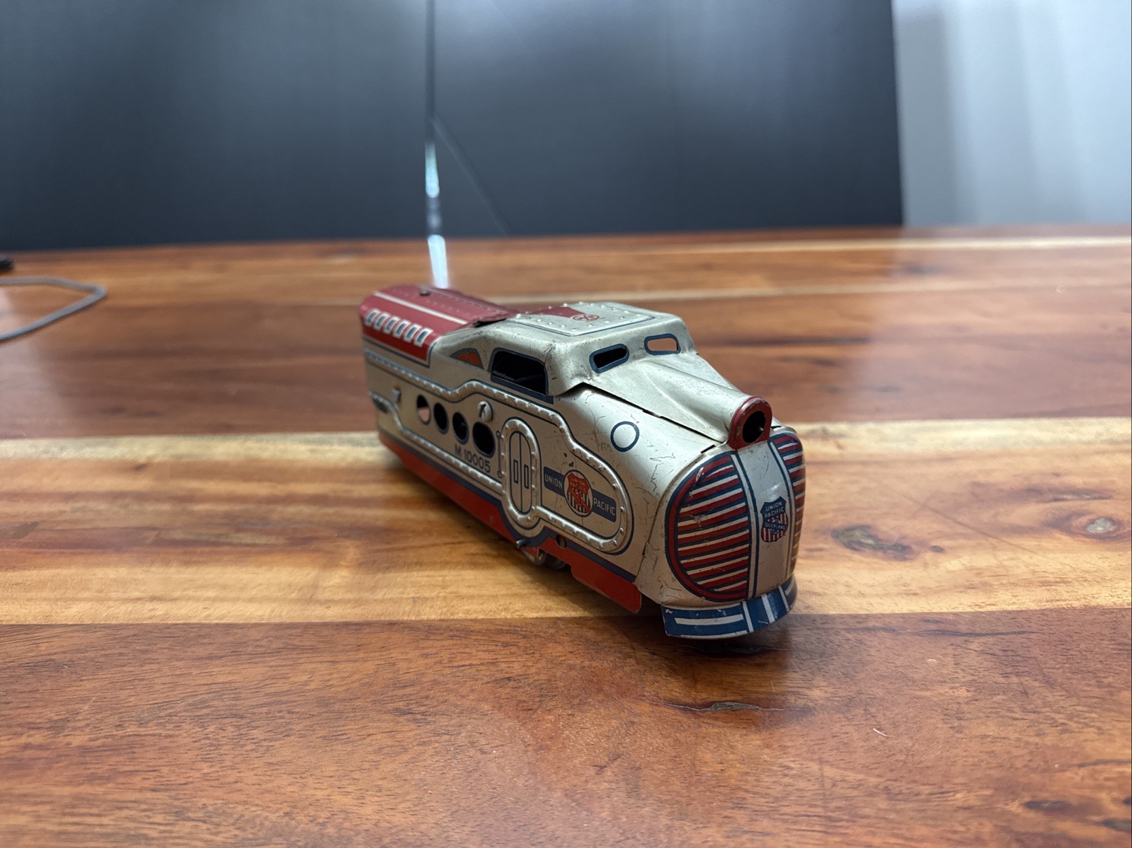 Marx #M10005 O Gauge Electric Union Pacific Streamliner Wind Up Locomotive