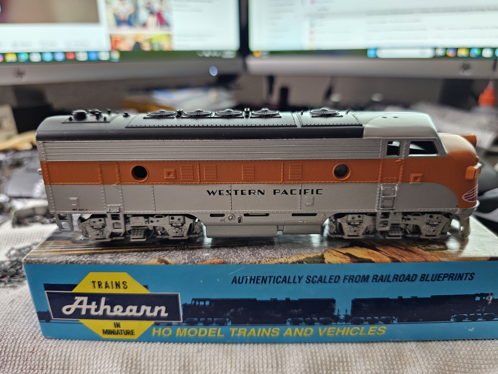 ATHEARN 3249 WESTERN PACIFIC F7A SUPER POWERED Diesel Locomotive C8
