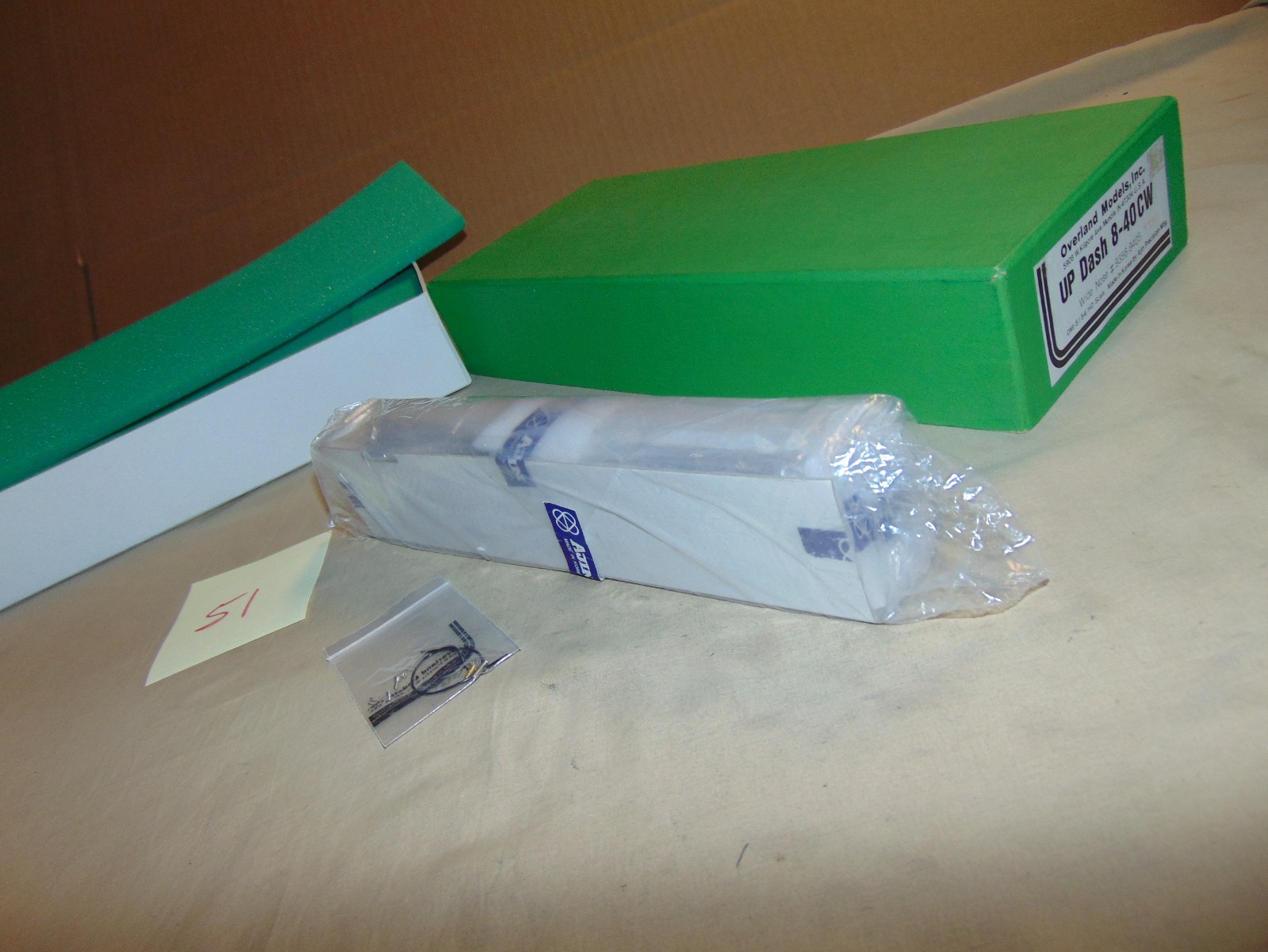 OVERLAND MODELS HO BRASS 5154 UNDECORATED DASH 8-40CW BRAND NEW IN WRAP #51