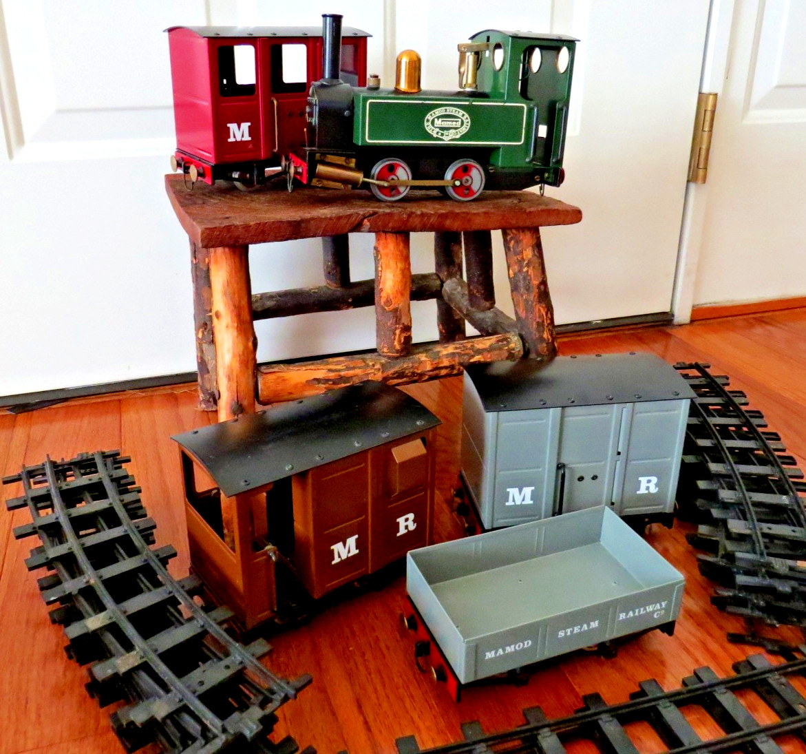 Mamod Steam Railway SL1 Narrow Gauge Train Set Green Loco 4 Wagons Track England