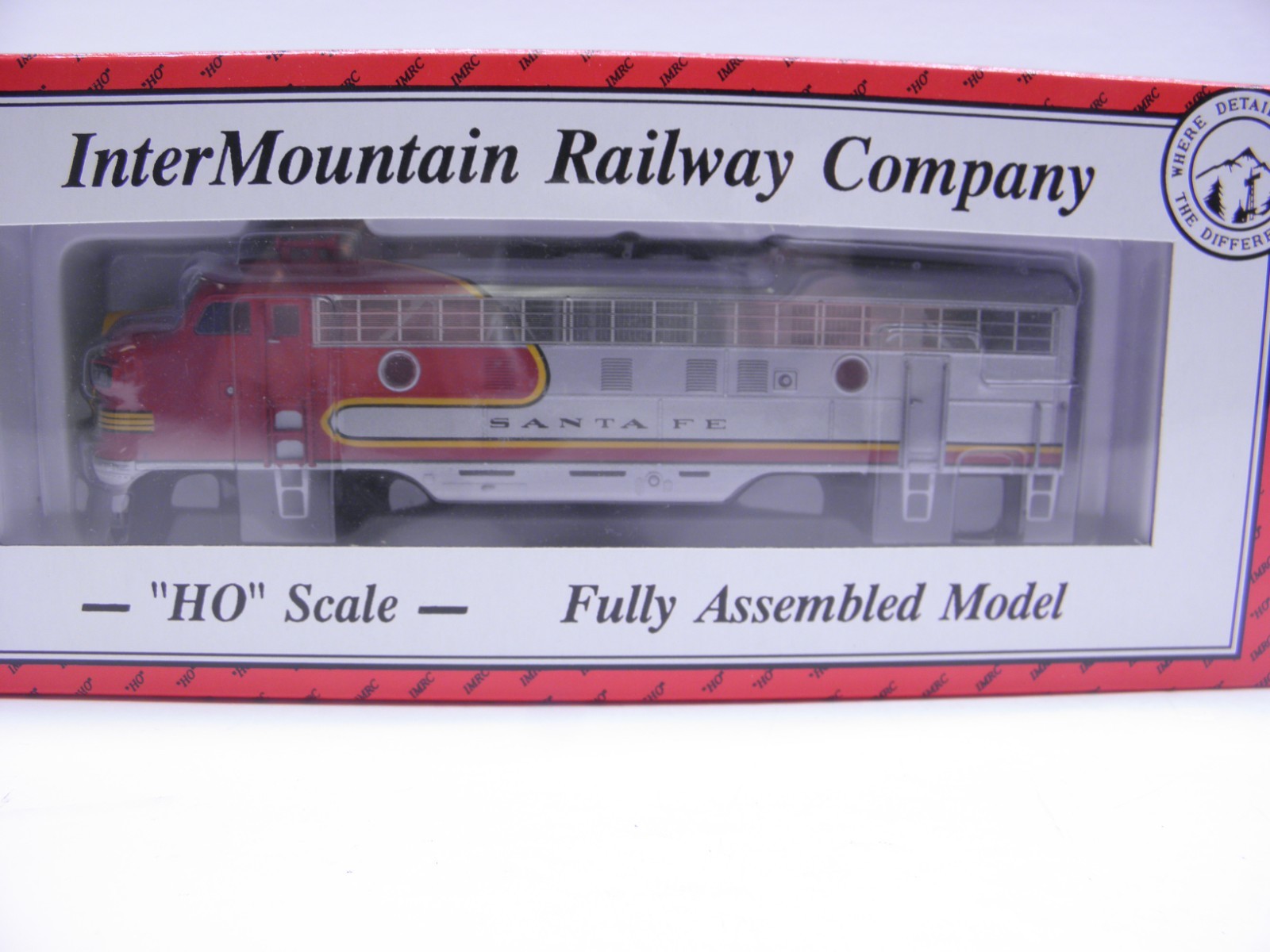 INT MTN -EMD F 7A & F 7B POWERED UNITS – WARBONNET CHECKED & RUNS DCC PLUG HO