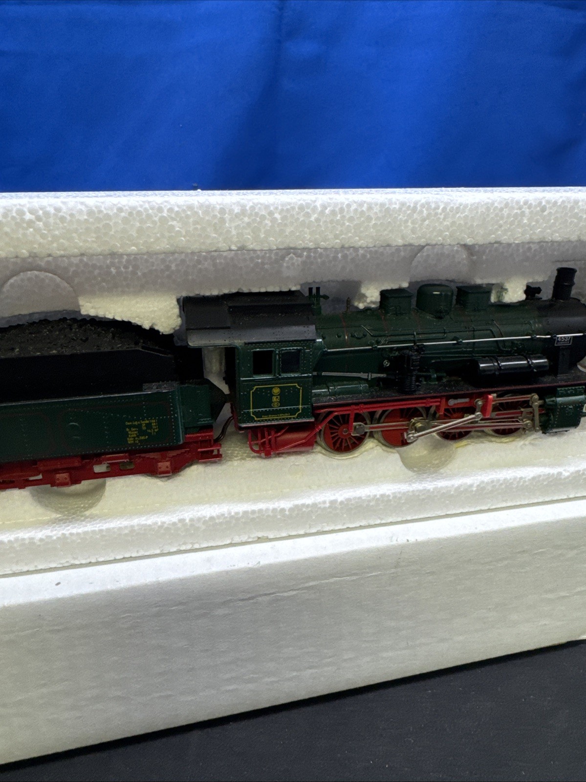 FLEISCHMANN HO 4147 KPEV G8 0-8-0 & TENDER FANTASTIC RUNNER LIGHT
