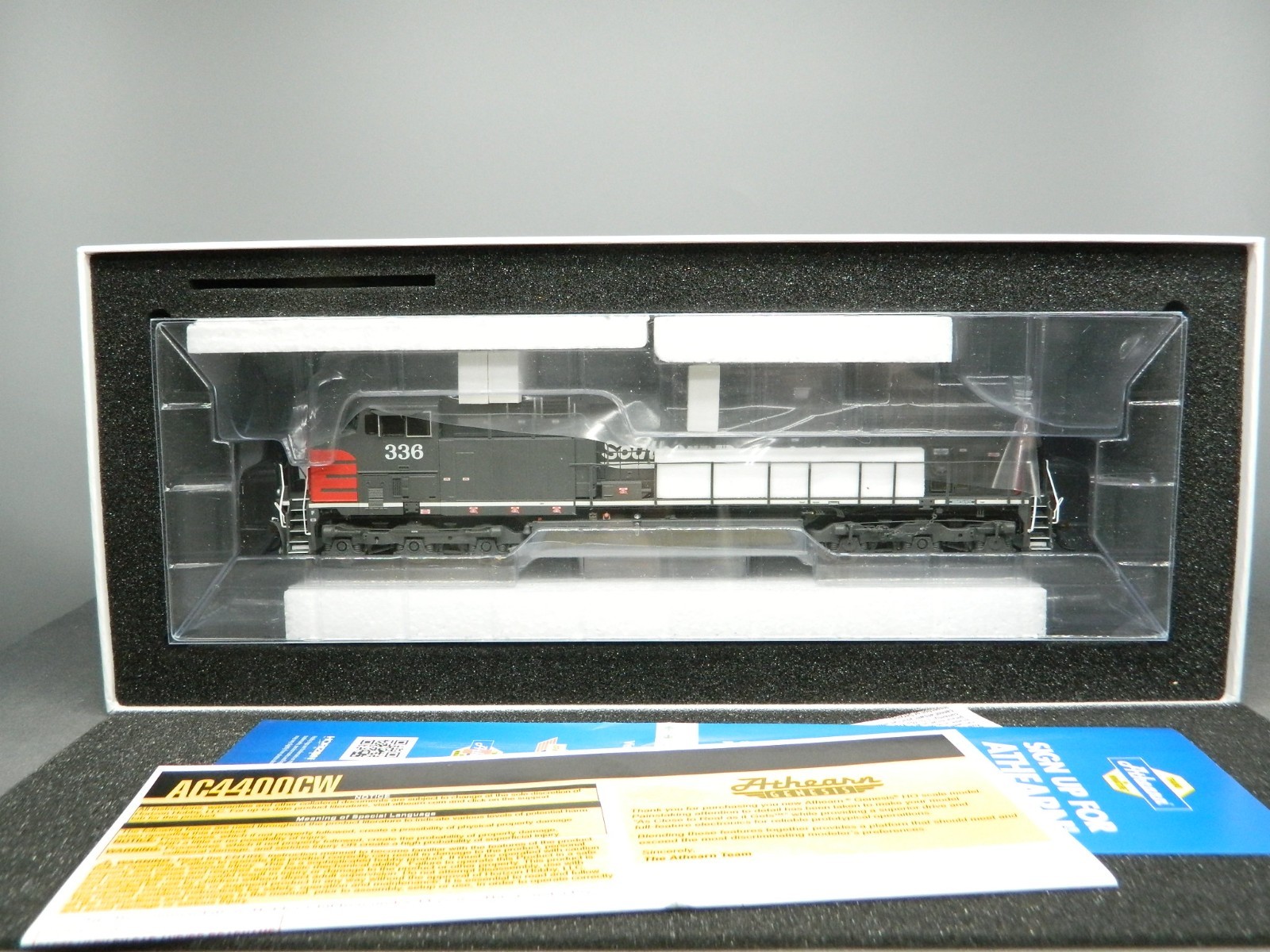 HO Athearn Genesis ATHG31558 AC4400CW Diesel Loco SOUTHERN PACIFIC SP #336 New