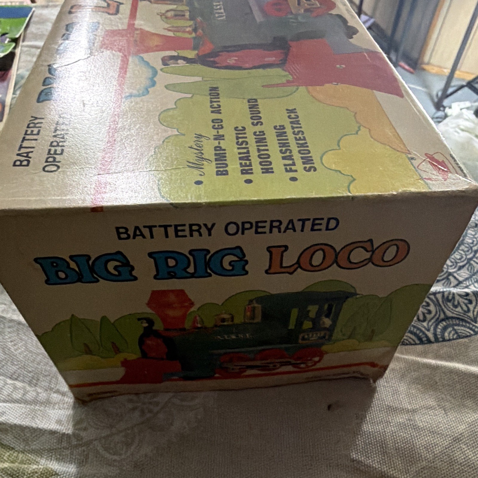 Big Rig LOCO A.T.&S.F. Battery Operated Locomotive w/ Sound, Flashing Stack