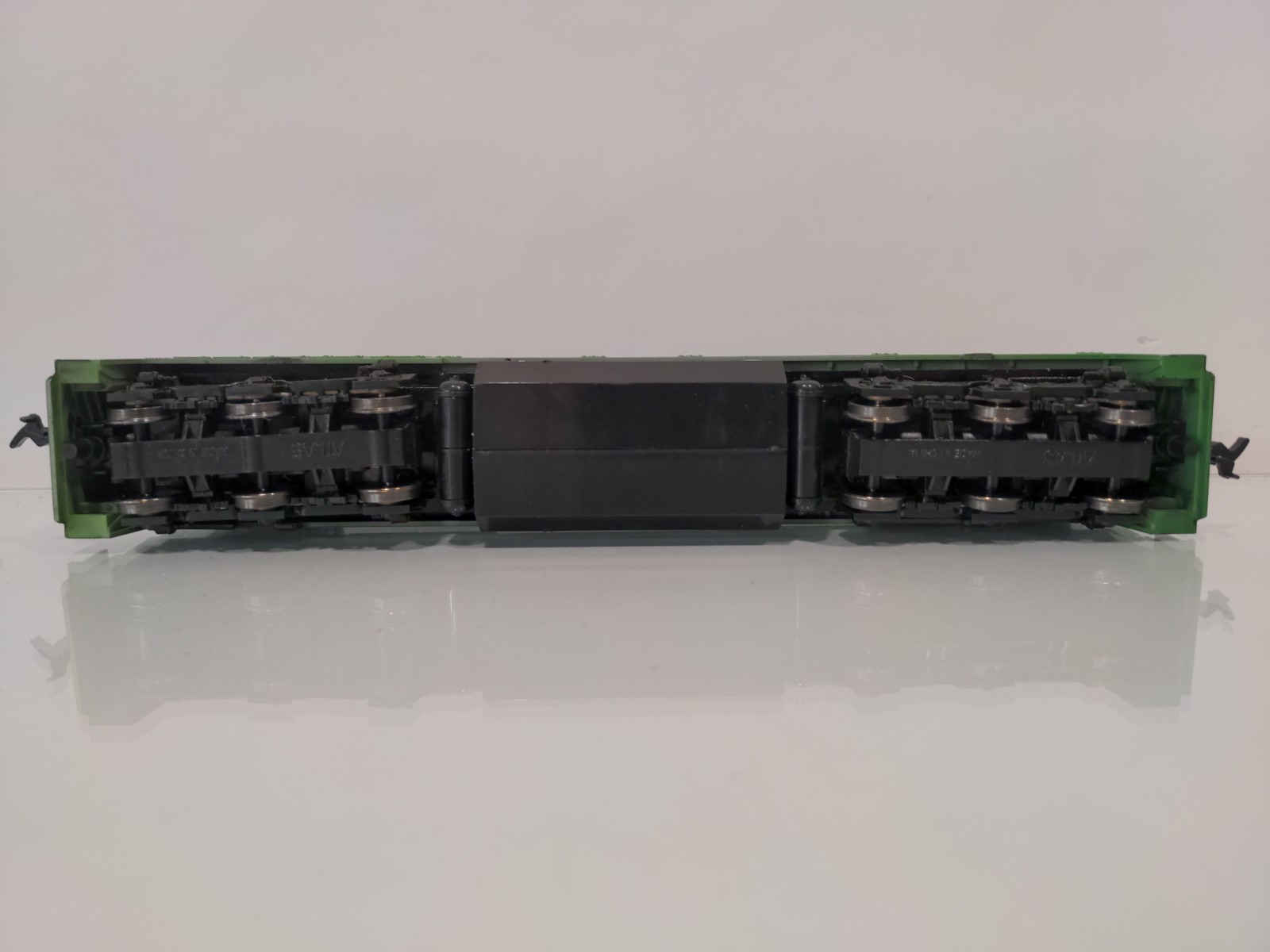 HO Atlas 8606 GE C30-7 Burlington Northern BN 5012 NOS