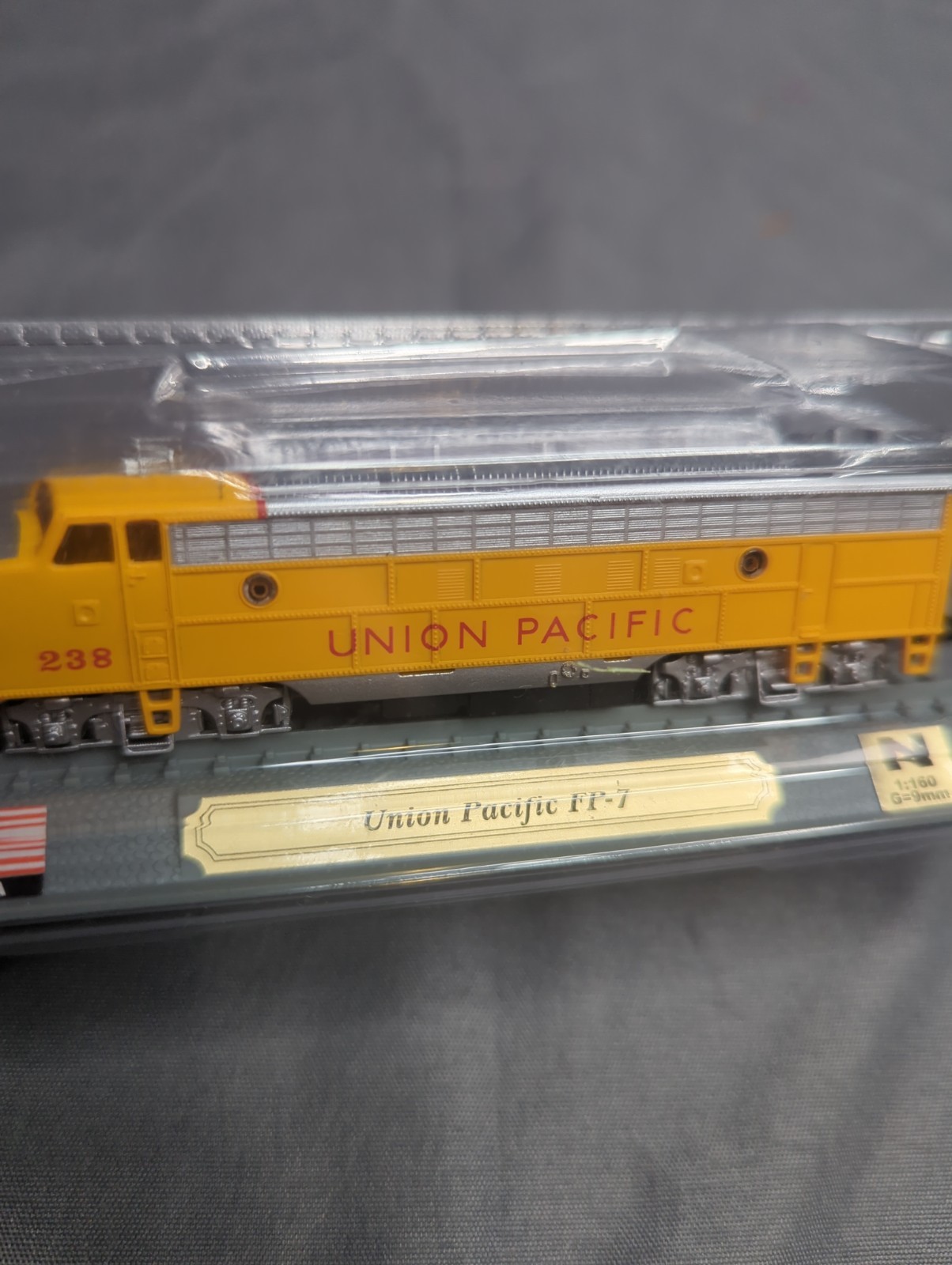 Vtg Del Prado Union Pacific FP-7 Locomotive-N Scale 1:160- Sealed Display Model