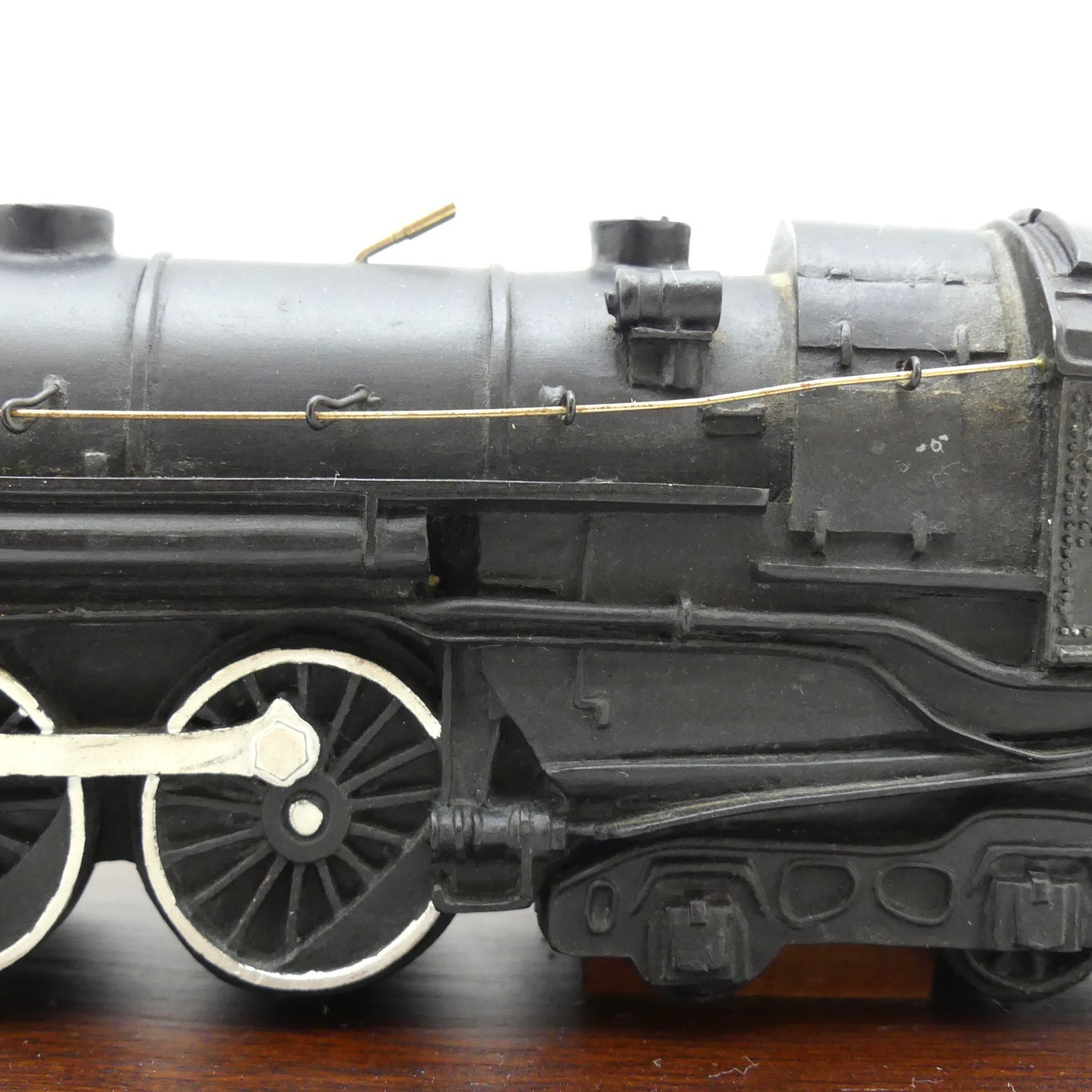 Lionel 1937 700 E Scale Hudson 5344 J-IE locomotive Train Model with Base