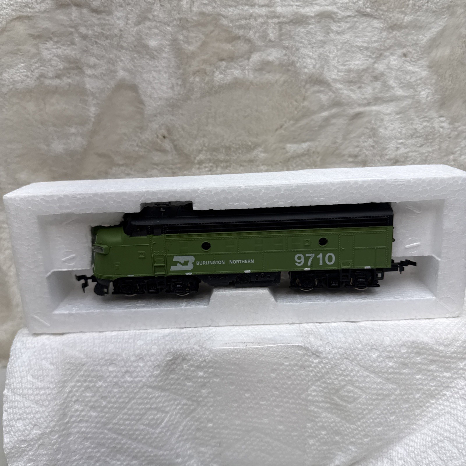 Vintage Bachman HO Scale-Burlington Northern Diesel Locomotive- NIB