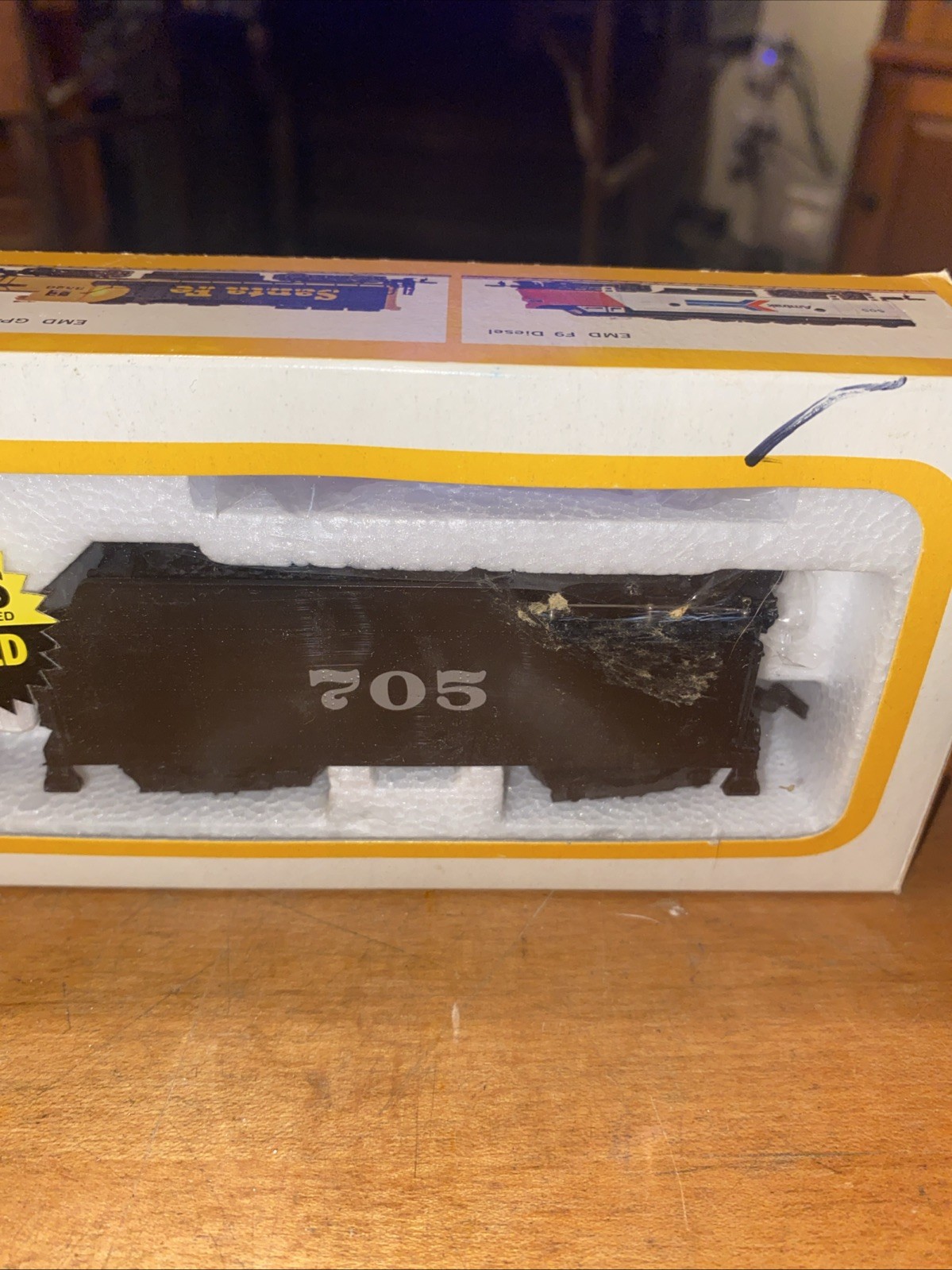 Bachmann 0651 HO Santa Fe 2-8-0 Consolidation Steam Locomotive w/ Tender and Box