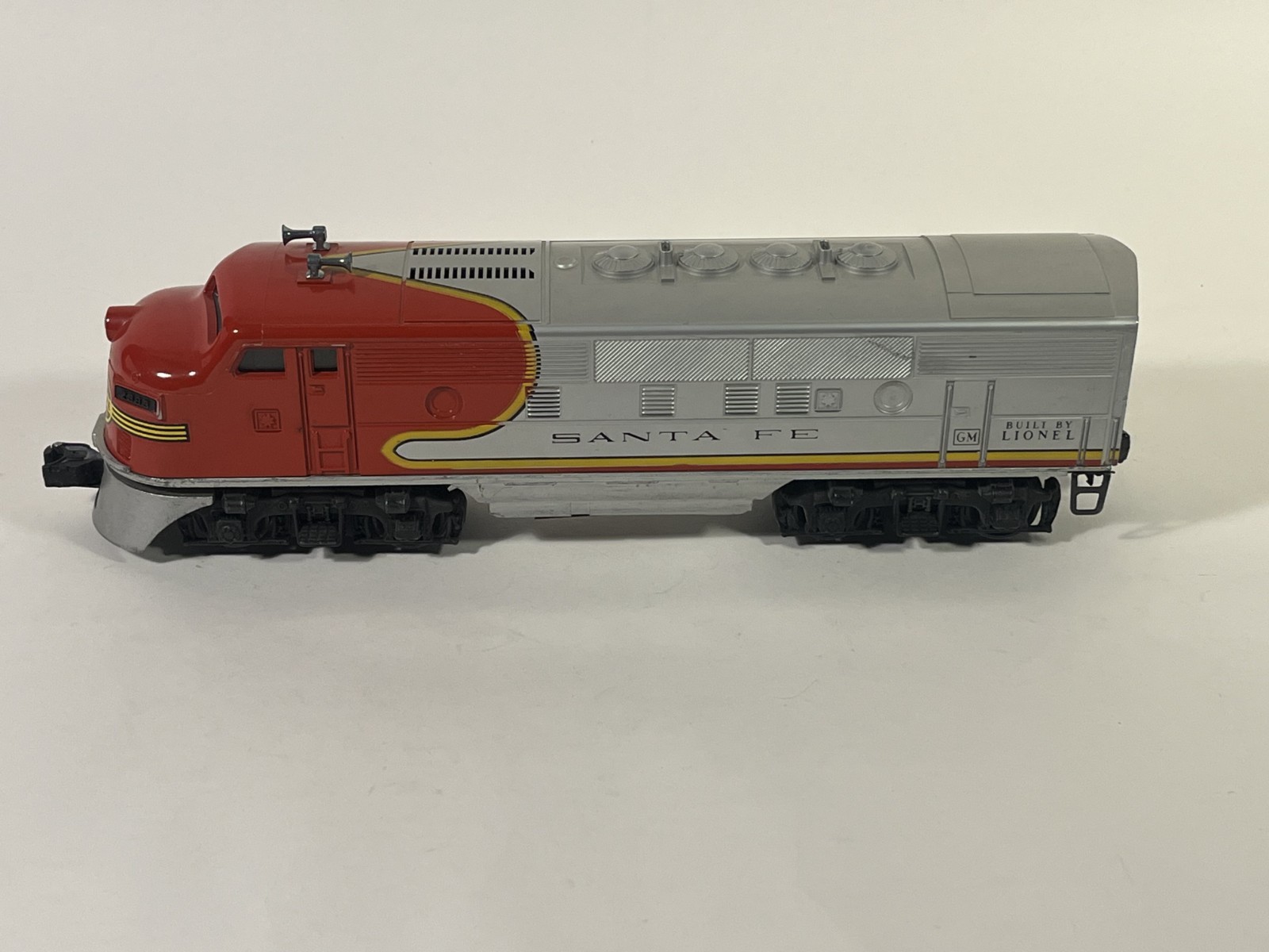 Lionel 2383 Santa Fe F-3 A-A Diesels in wrong boxes 6_20_26