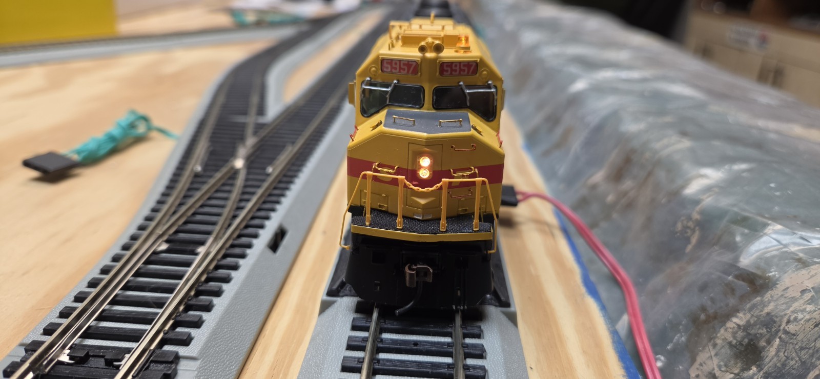 Athearn Genesis HO ATHG67658 F45 Santa Fe #5957 Kodachrome Tsunami Sound DCC/DC