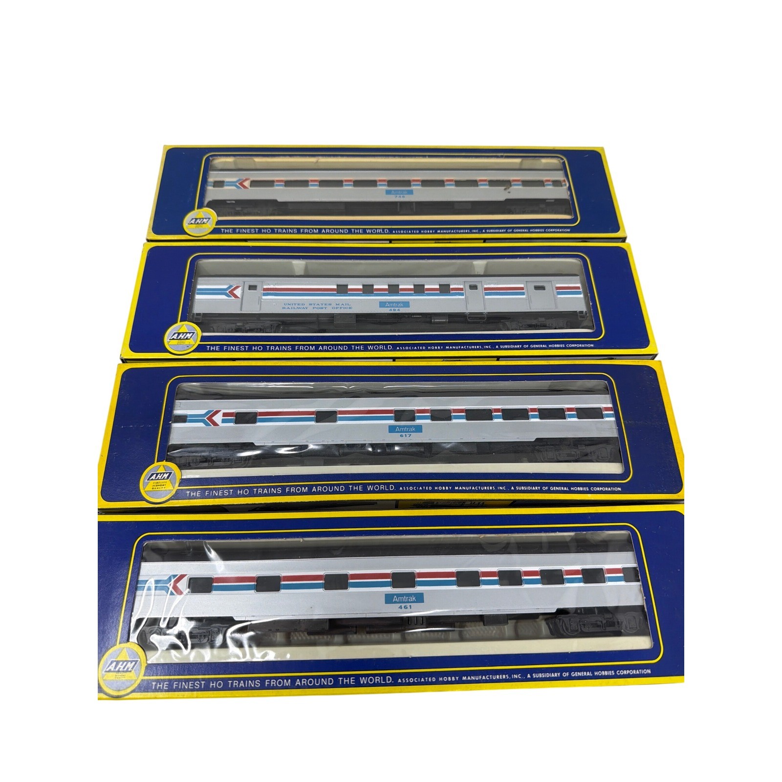AHM Rivarossi HO Amtrak GG1 Electric Loco 902 & 7 Car Passenger Train Set