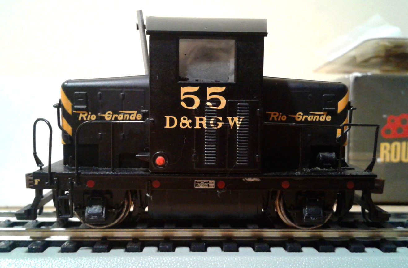 HO SCALE ATHEARN ROUNDHOUSE EMD MODEL 40 RIO GRANDE D&RGW #55 84103 NEEDS WORK