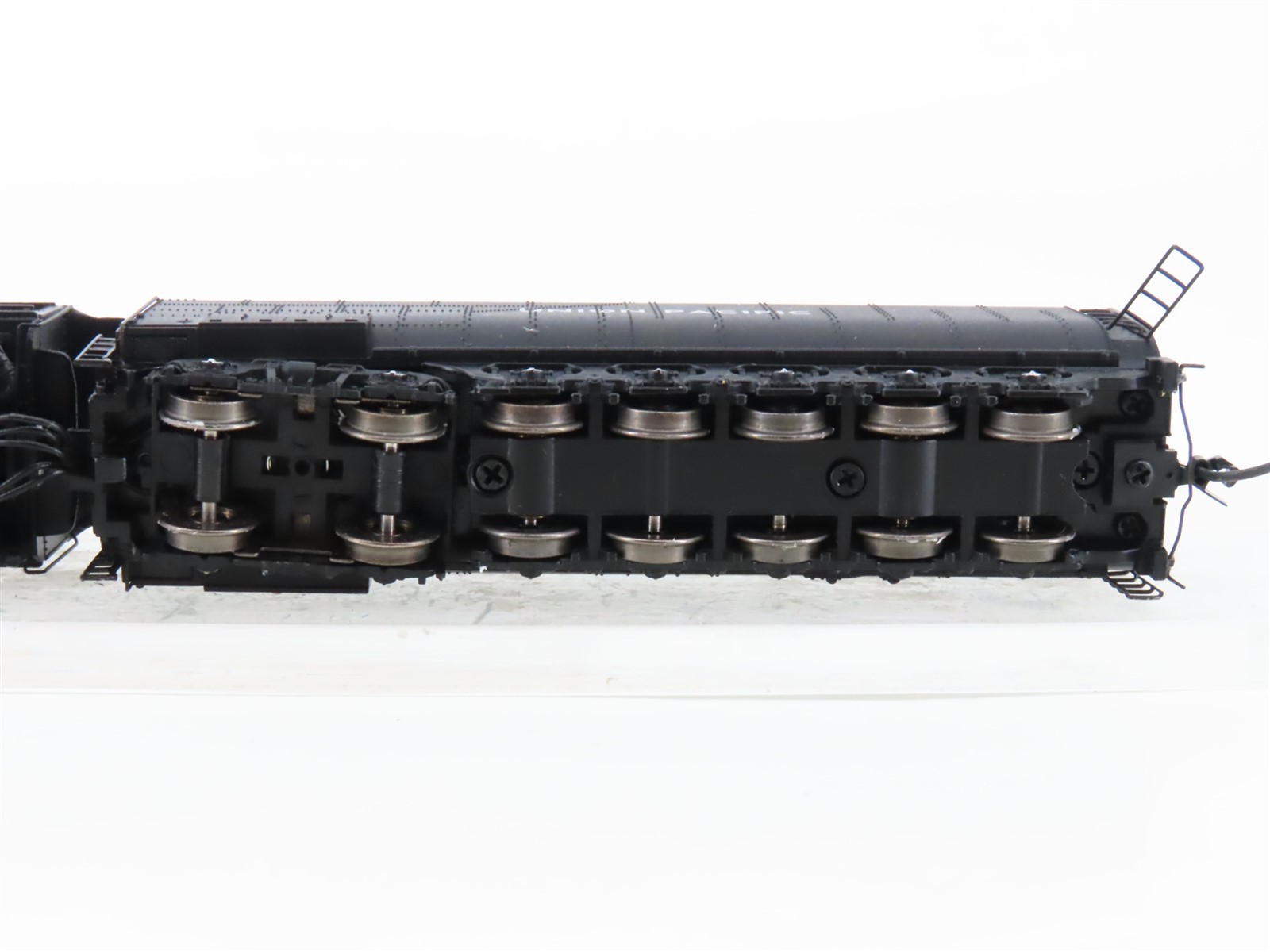 N Scale Athearn Genesis 11802 UP Union Pacific 4-6-6-4 Steam Loco #3985 DCC ONLY