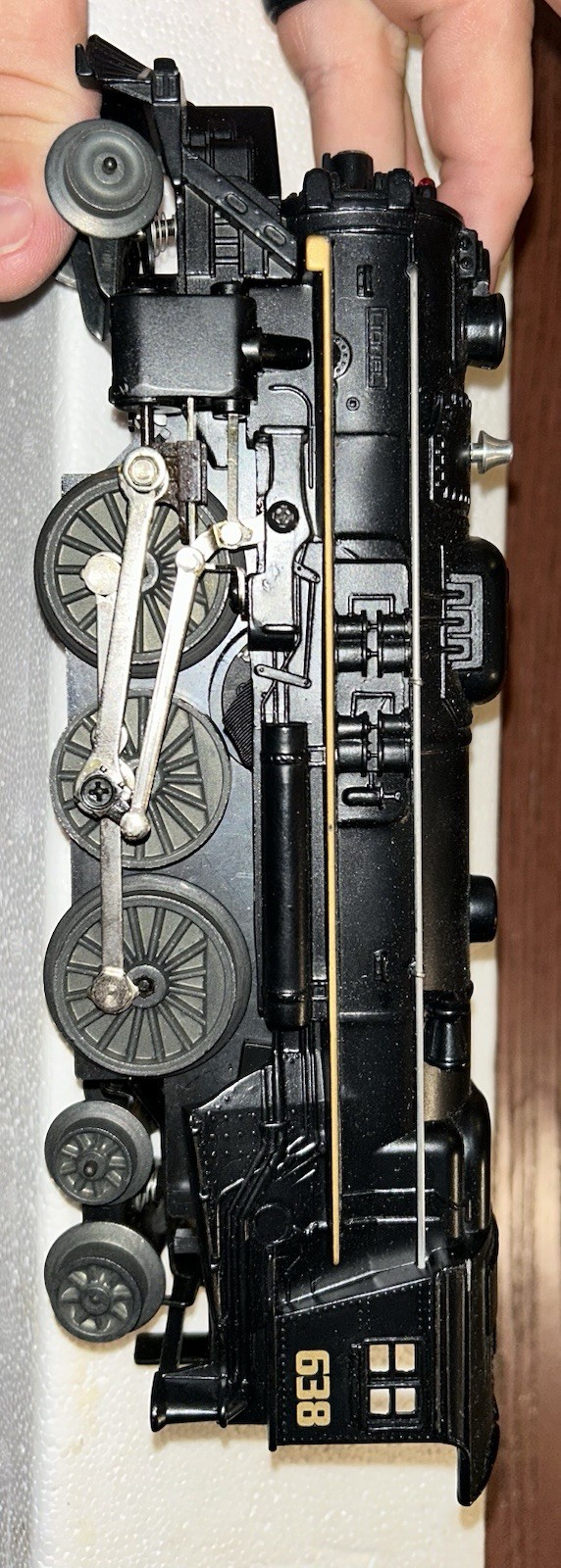 Lionel 6-18638 Norfolk & Western 2-6-4 Steam Locomotive & Tender – New In Box