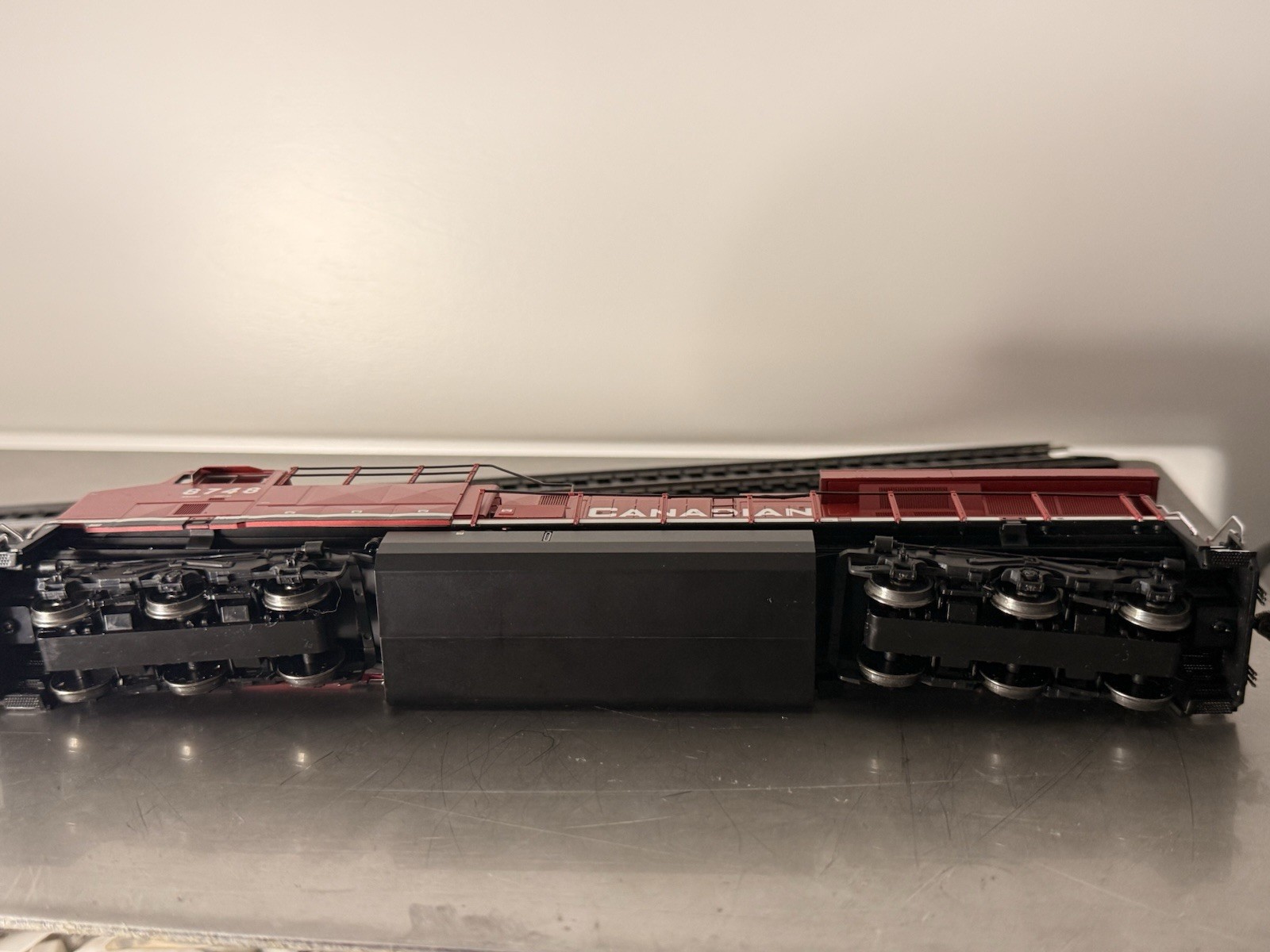 Intermountain – Canadian Pacific ES44AC Locomotive #8731 – DCC Non-Sound