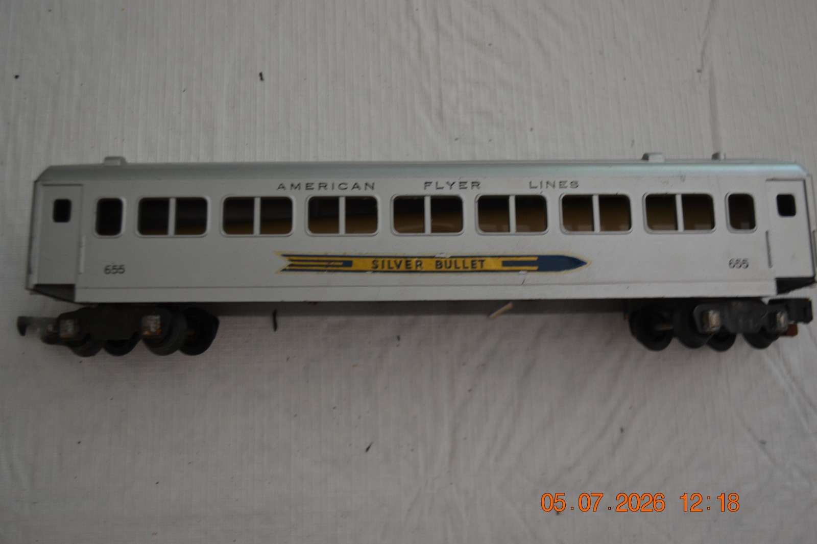 AMERICAN FLYER S Gauge 356 SILVER & 655 Passenger Cars Set