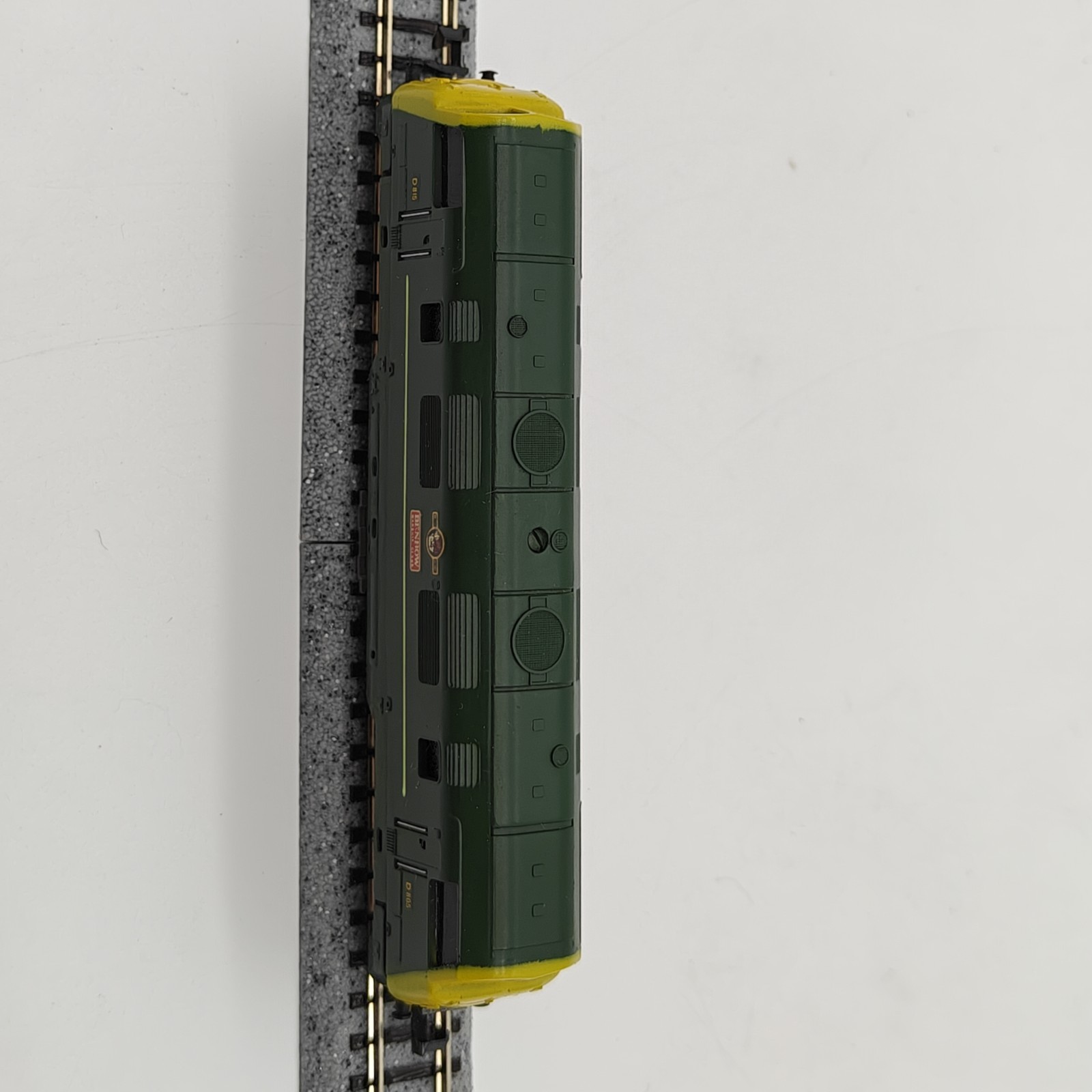 Minitrix N Scale British Rail Warship Class D805 Benbow Diesel Locomotive Tested