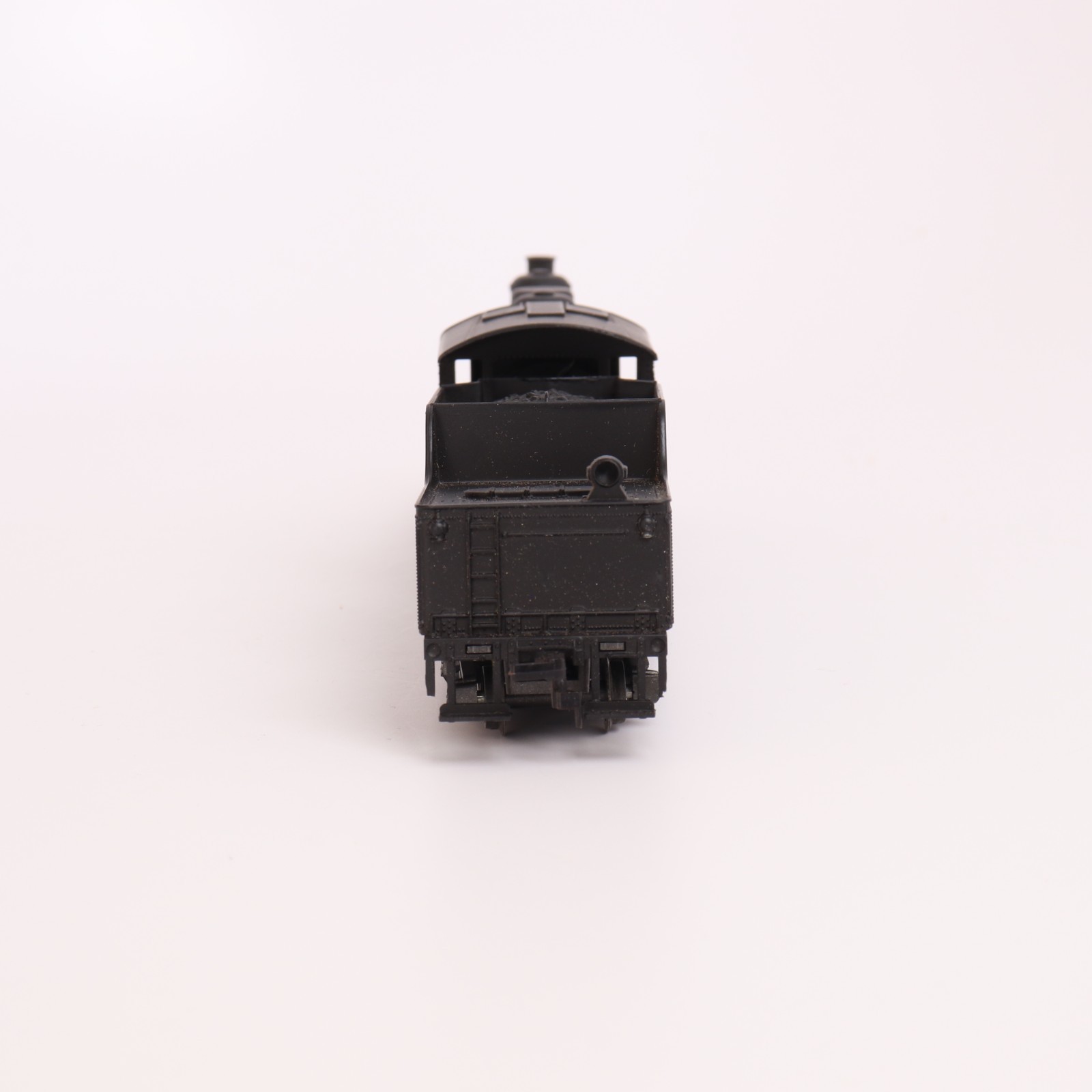 AHM HO scale Southern Pacific EMD E8/E9 Locomotive