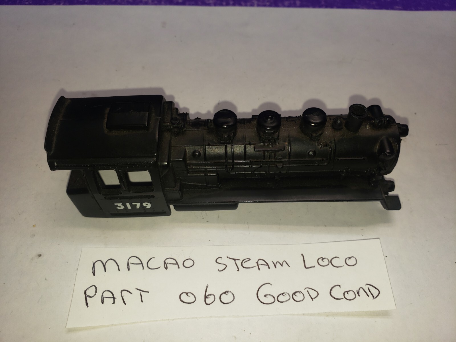 060 SHELL ONLY FROM Vintage Union Pacific #3179 HO Locomotive GOOD CONDITION
