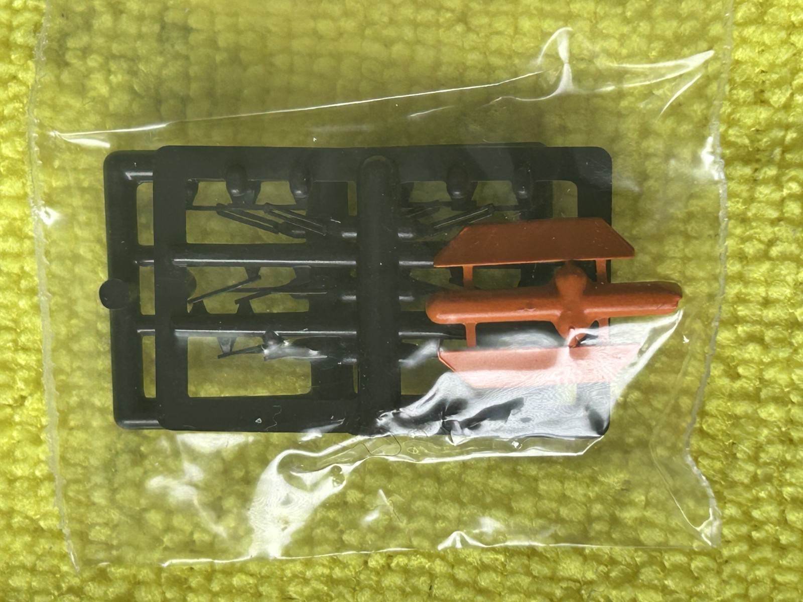 Athearn Genesis G6176 HO BNSF SD75M #8258 – LNIB / Excellent Condition