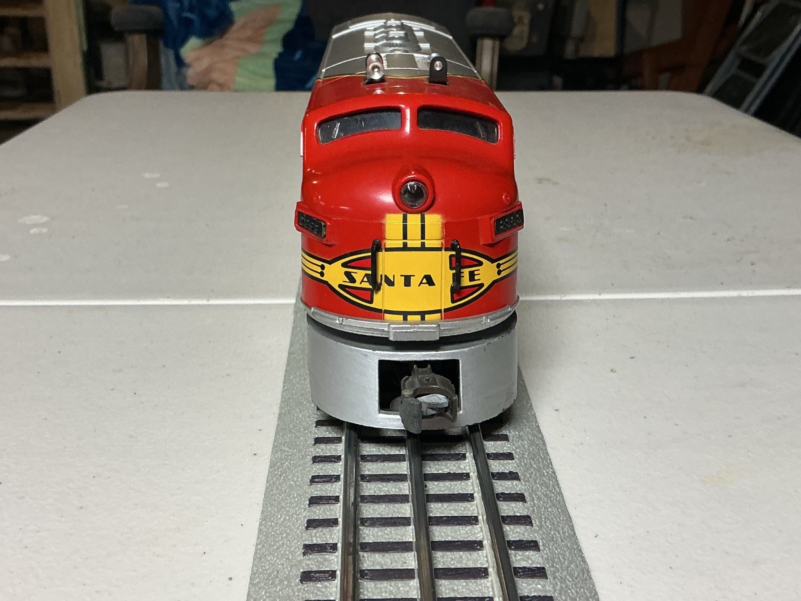 Modern Era rerun of the 1950s Santa Fe F3 diesel