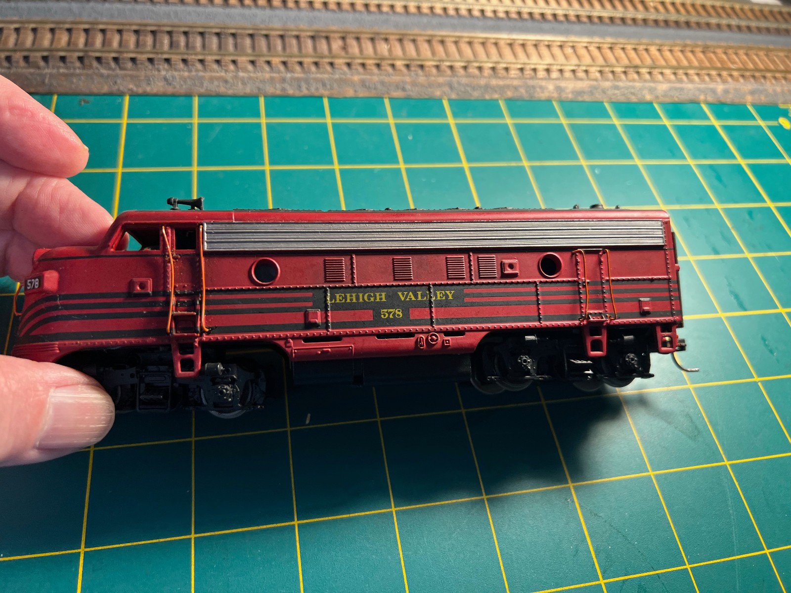 ATHEARN Blue Box HO Gauge Lehigh Valley F7A #578 DC Powered Locomotive