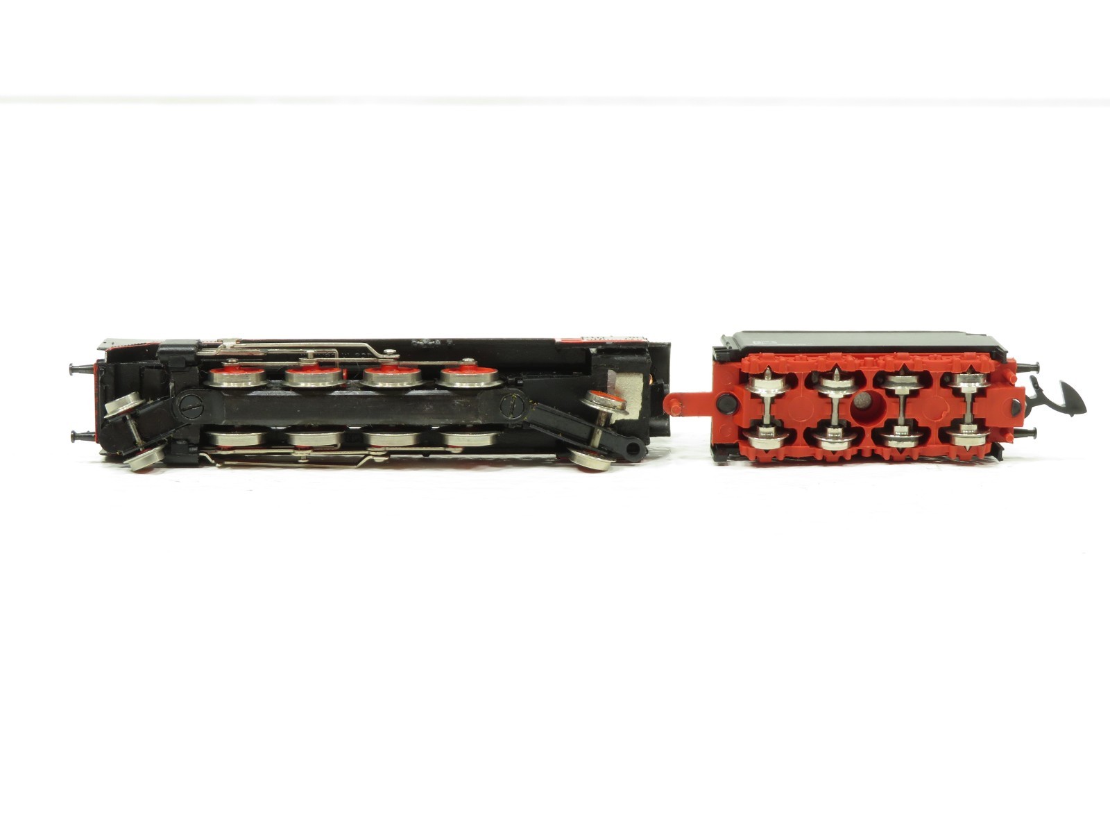 Marklin 88271 Z Mini Club 2-8-2 Steam Locomotive LN