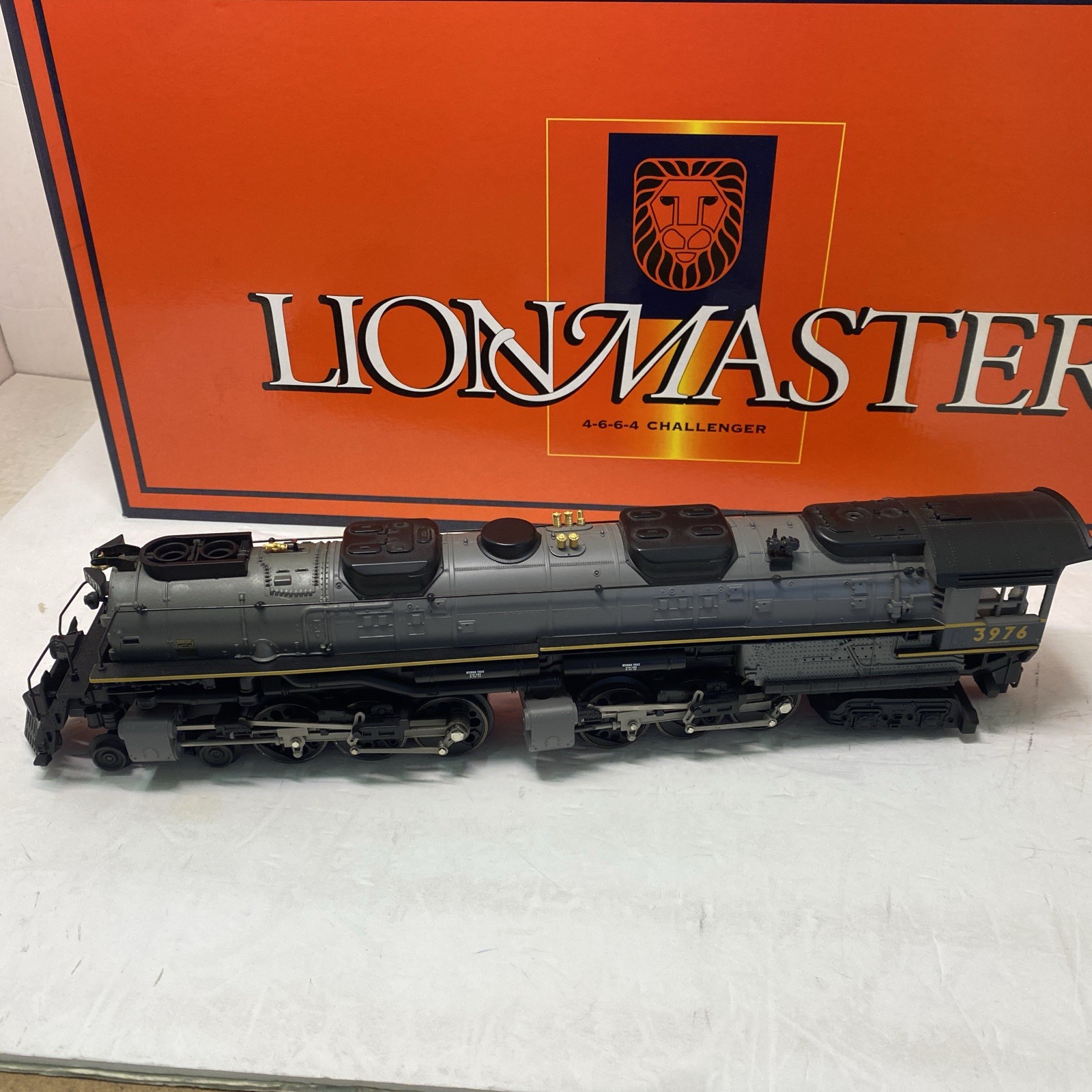 Lionel 6-38023 4-6-6-4 Challenger Union Pacific TMCC