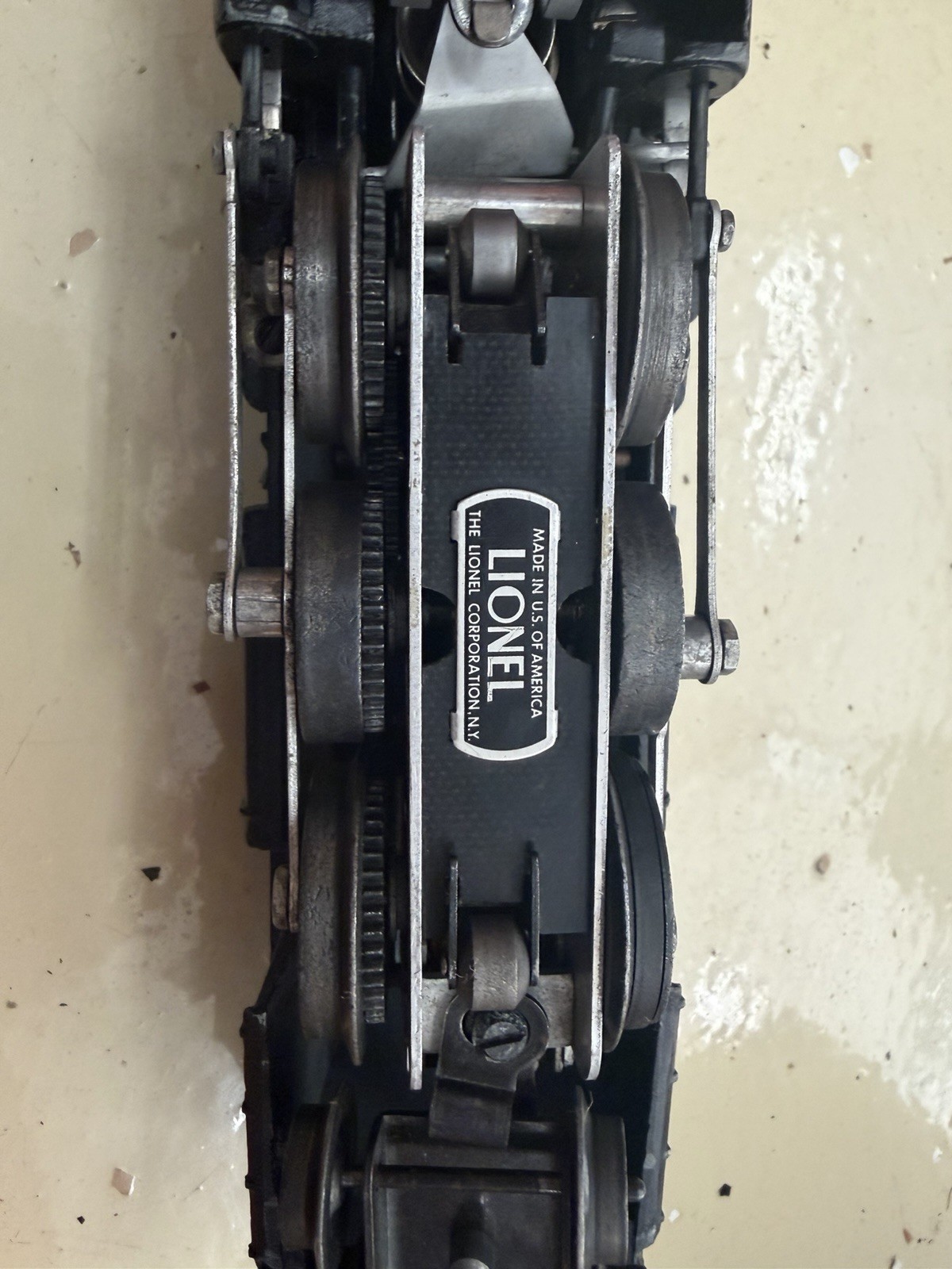Lionel 2029 O27 Gauge Steam Locomotive Black Analog AC 2-6-2 Tender 1:48 Scale
