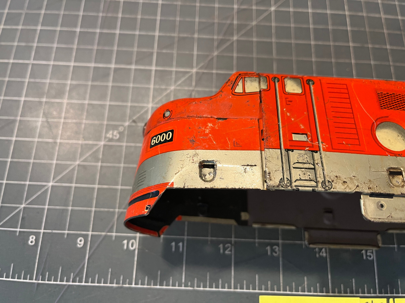 Marx Train SP 6000 POWERED Diesel Locomotive Engine METAL SHELL ONLY PART LOT C
