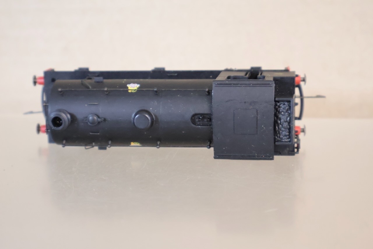 HORNBY BR BLACK 0-6-0 CLASS J94 SADDLE TANK LOCOMOTIVE op
