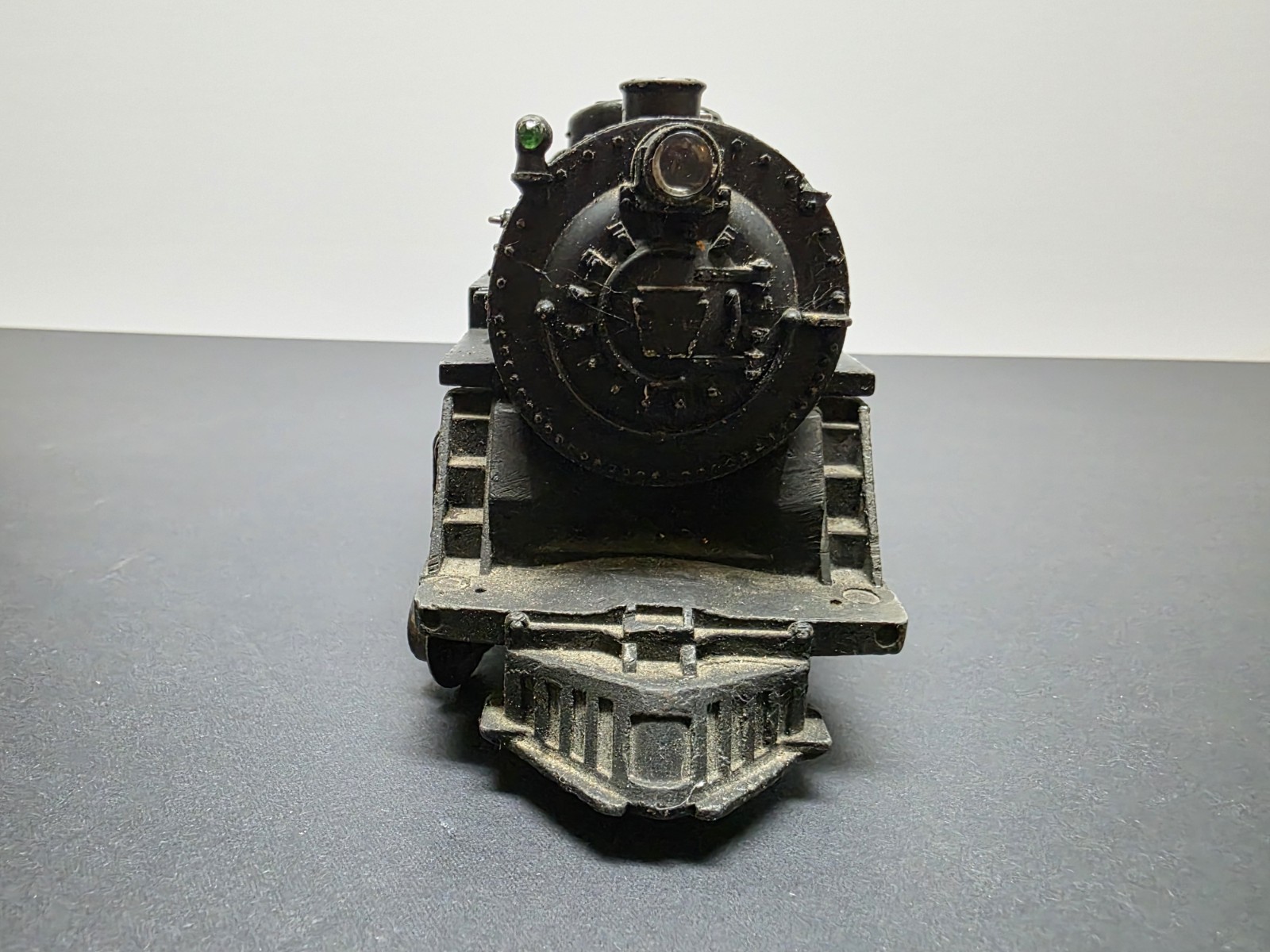 LIONEL STEAM LOCOMOTIVE #675 ENGINE 2-6-2 O SCALE POSTWAR