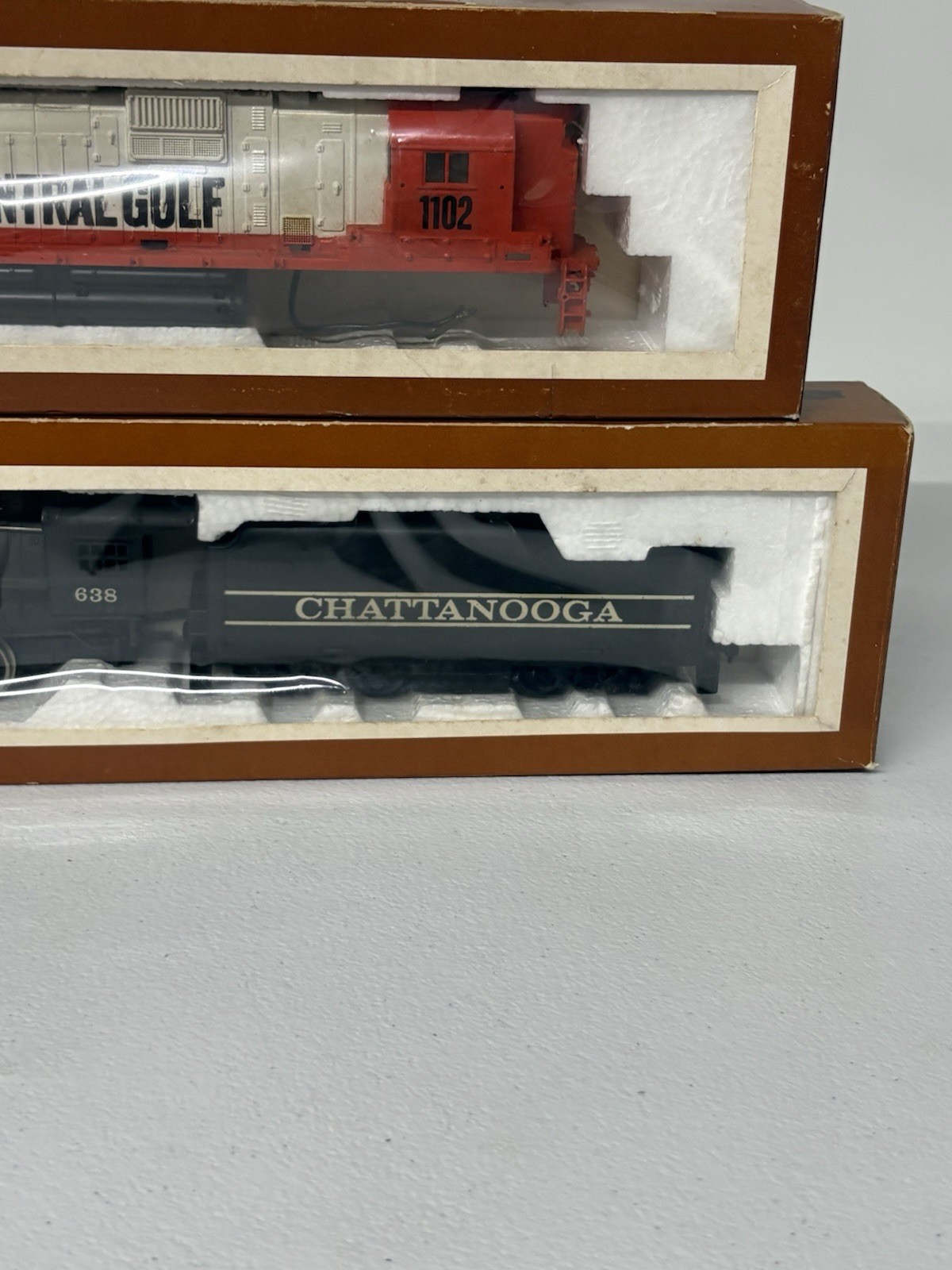 TYCO HO Illinois Central Gulf Diesel Locomotive lot of 2 for parts