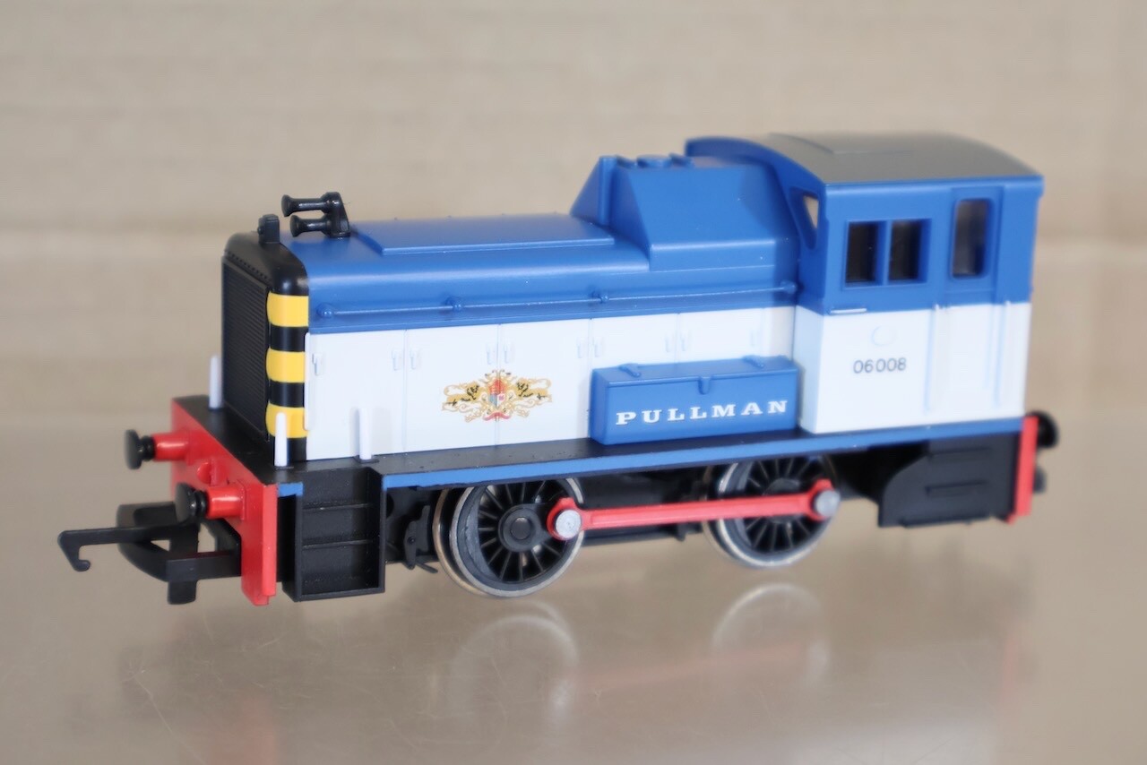 HORNBY R2783 BR BLUE PULLMAN CLASS 06 DIESEL SHUNTER LOCOMOTIVE 06008 om