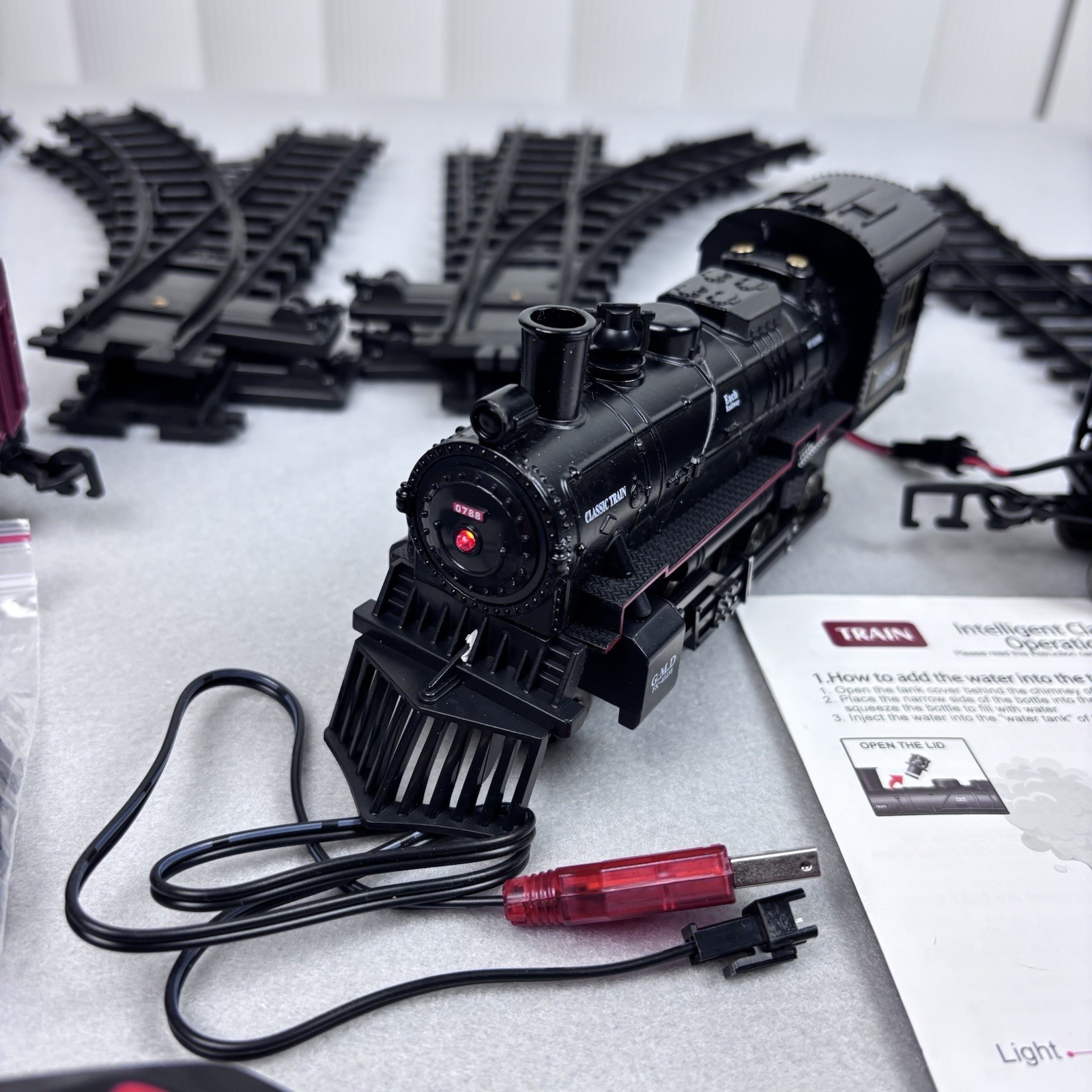 G.M.D. FX-03238 Express Model Train Locomotive Engine Steam Sounds Tested