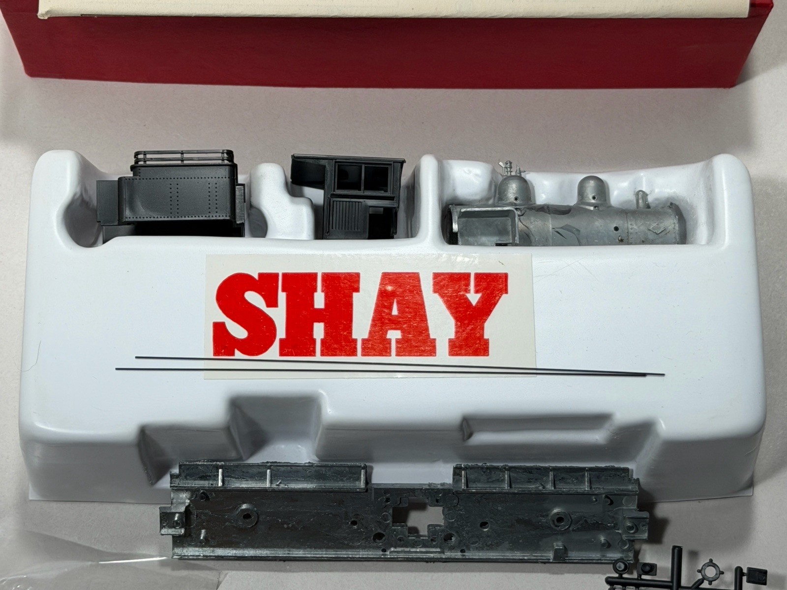 Early NOS Roundhouse HOn3 2 Truck Shay Kit Undecorated Vintage Kit USA 380 NIB