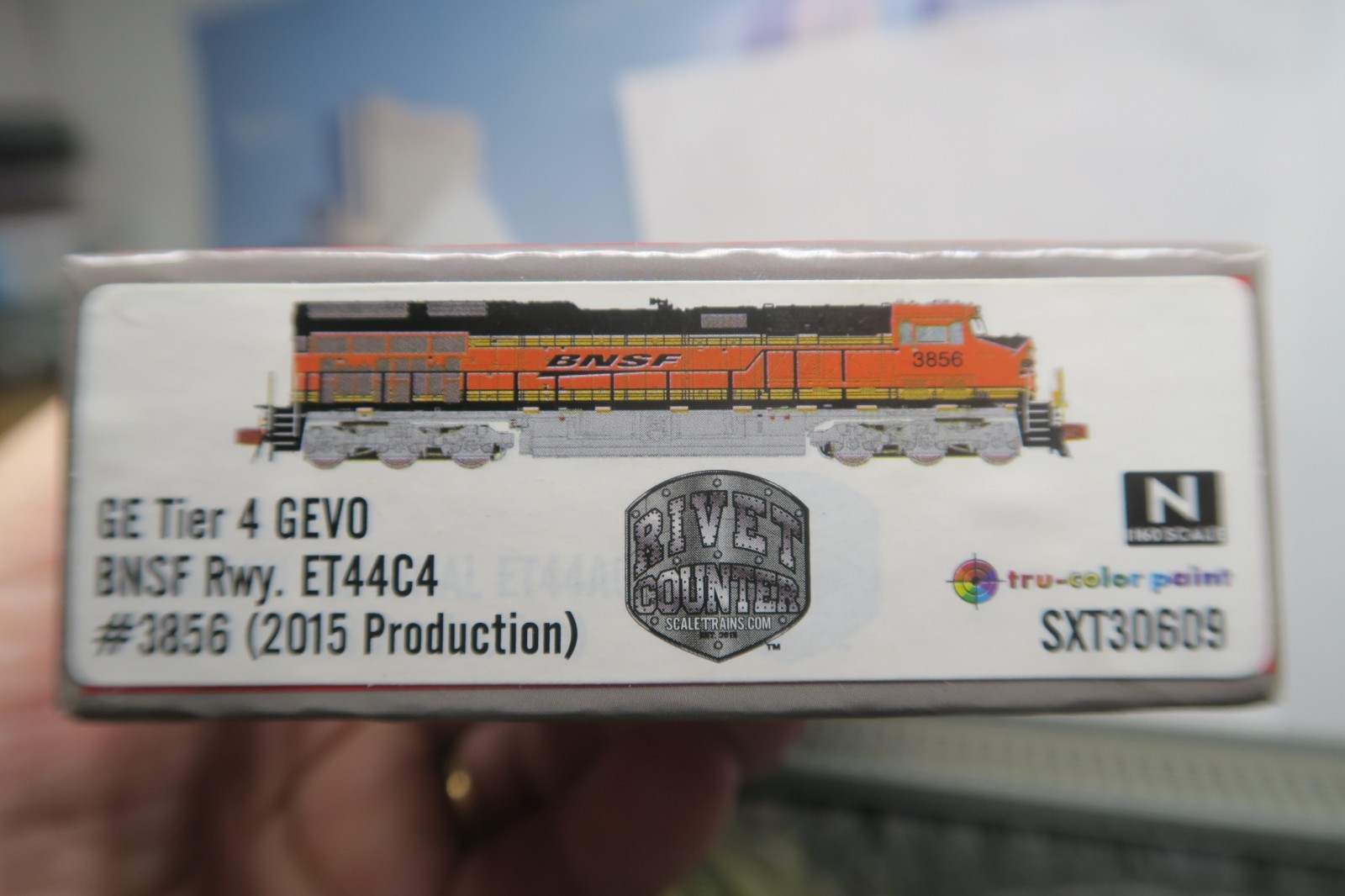 SCALETRAINS RIVET COUNTER N SCALE SXT30609 GE TIER 4 BNSF RWY ET44C4 #3856!