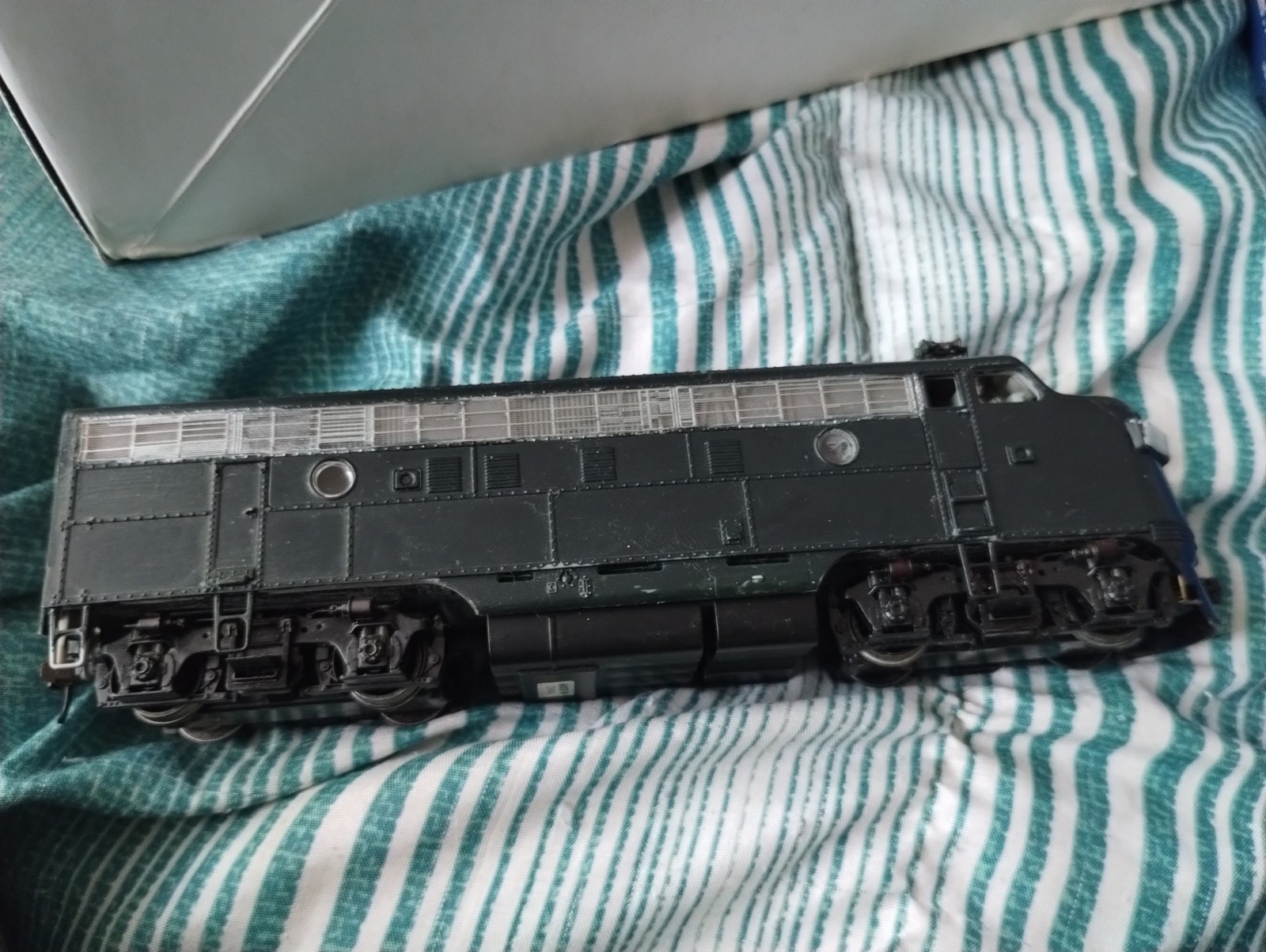 Broadway Limited Imports EMD F7A HO DC Diesel Locomotive Mars Light Unpainted
