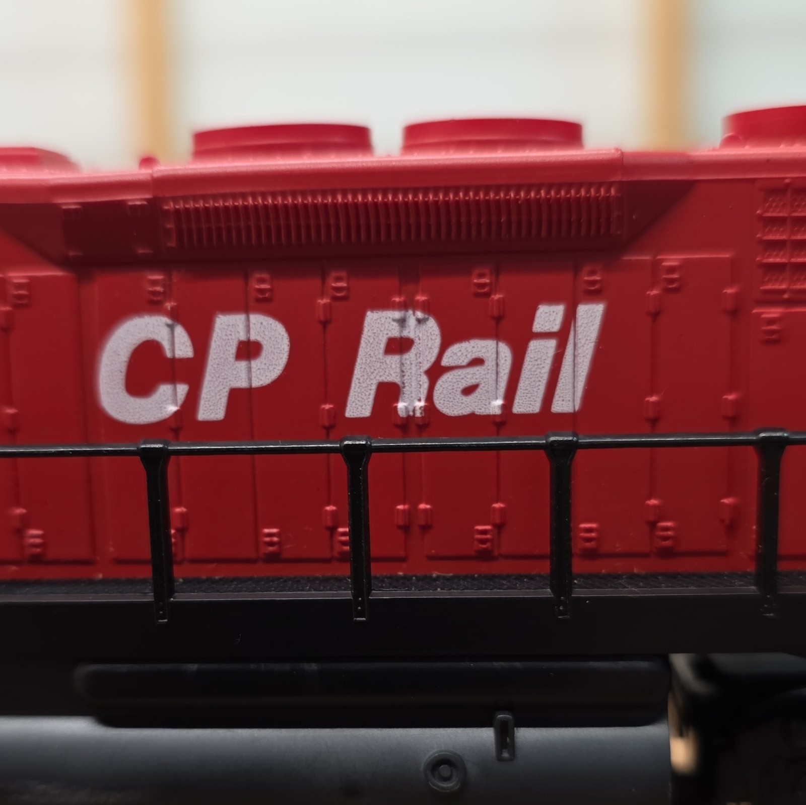 Model Power HO Alco SD40 CP Rail 4242 Diesel Locomotive DC Analog
