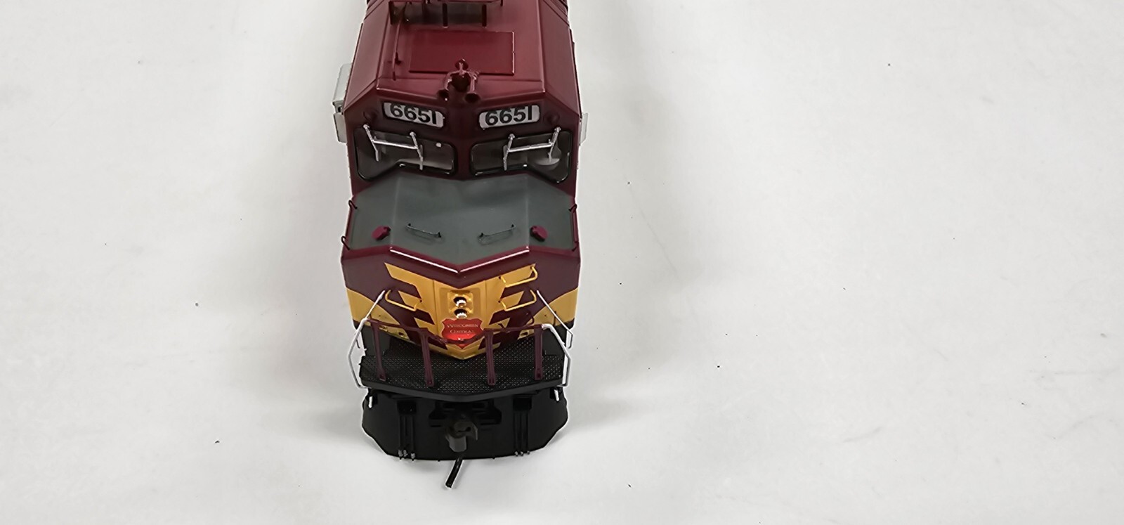 Athearn Genesis G67545 HO Scale F45 DCC Ready Wisconsin Central (WC) 6651