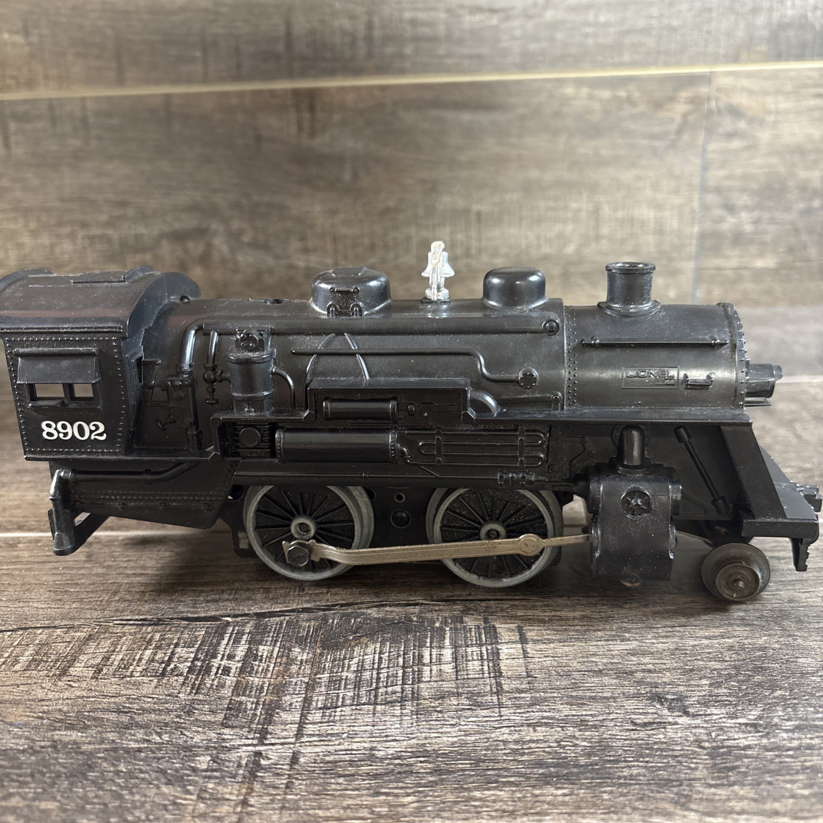 Vintage Lionel 8902 Steam Locomotive Toy Train Engine O-27 Gauge Train