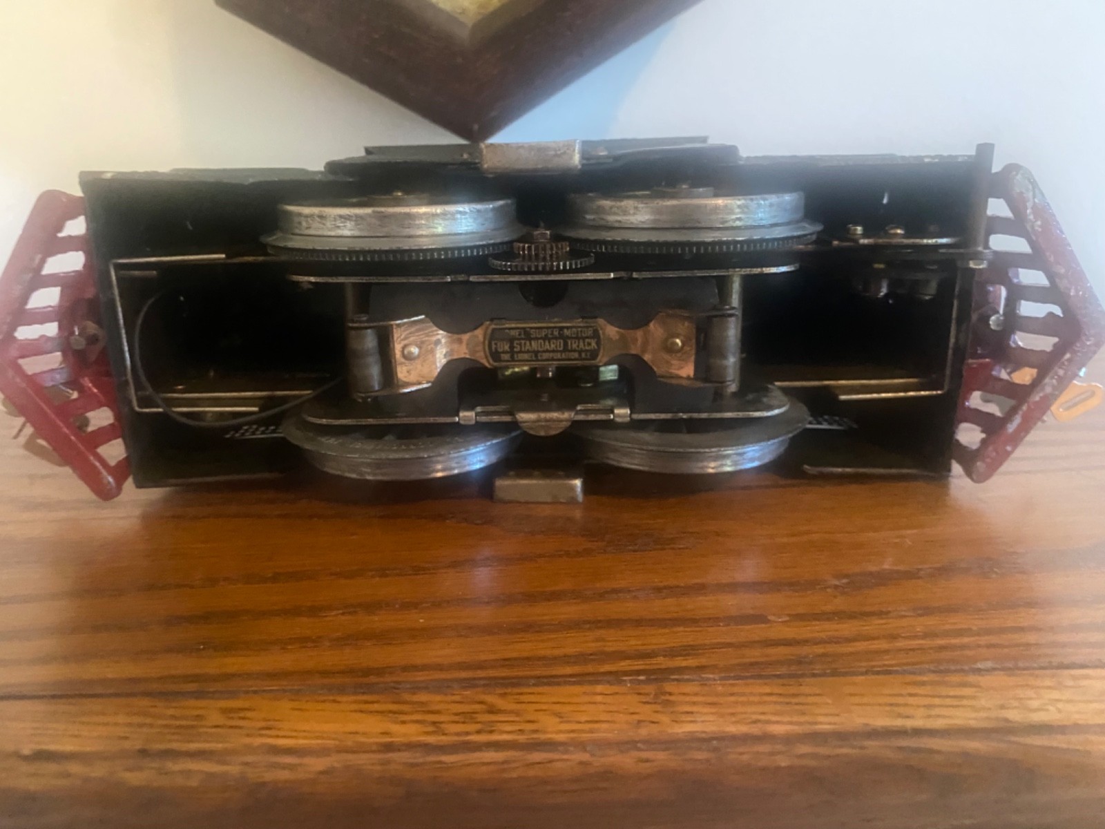 LIONEL STANDARD GUAGE #50 SUPER MOTOR ELECTRIC LOCOMOTIVE IN DARK GREEN COLOR