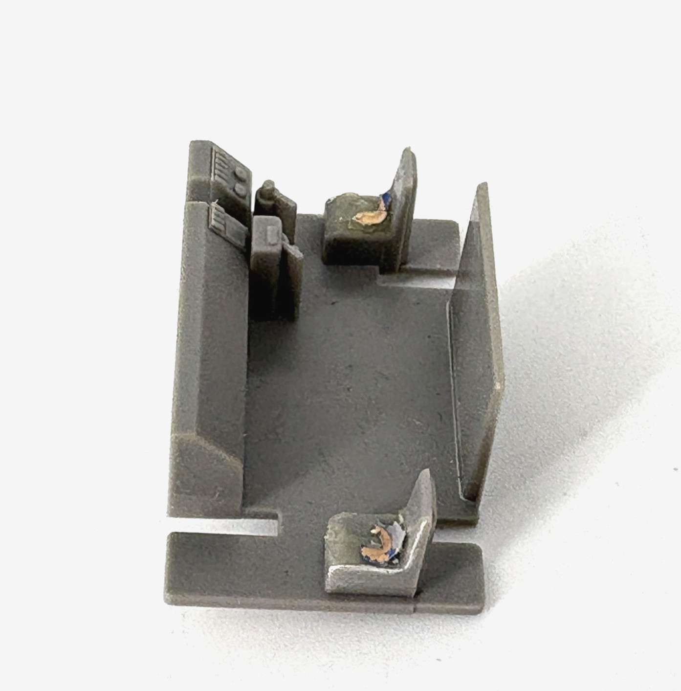HO BLI Broadway Limited GE C30-7 Replacement Parts: Cab Interior Control Stand