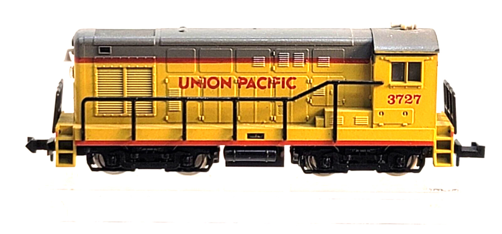 N Minitrix 2004-1 FM UP Diesel H-12-44 Loco #3727 (Tested) rapido cplrs w/case