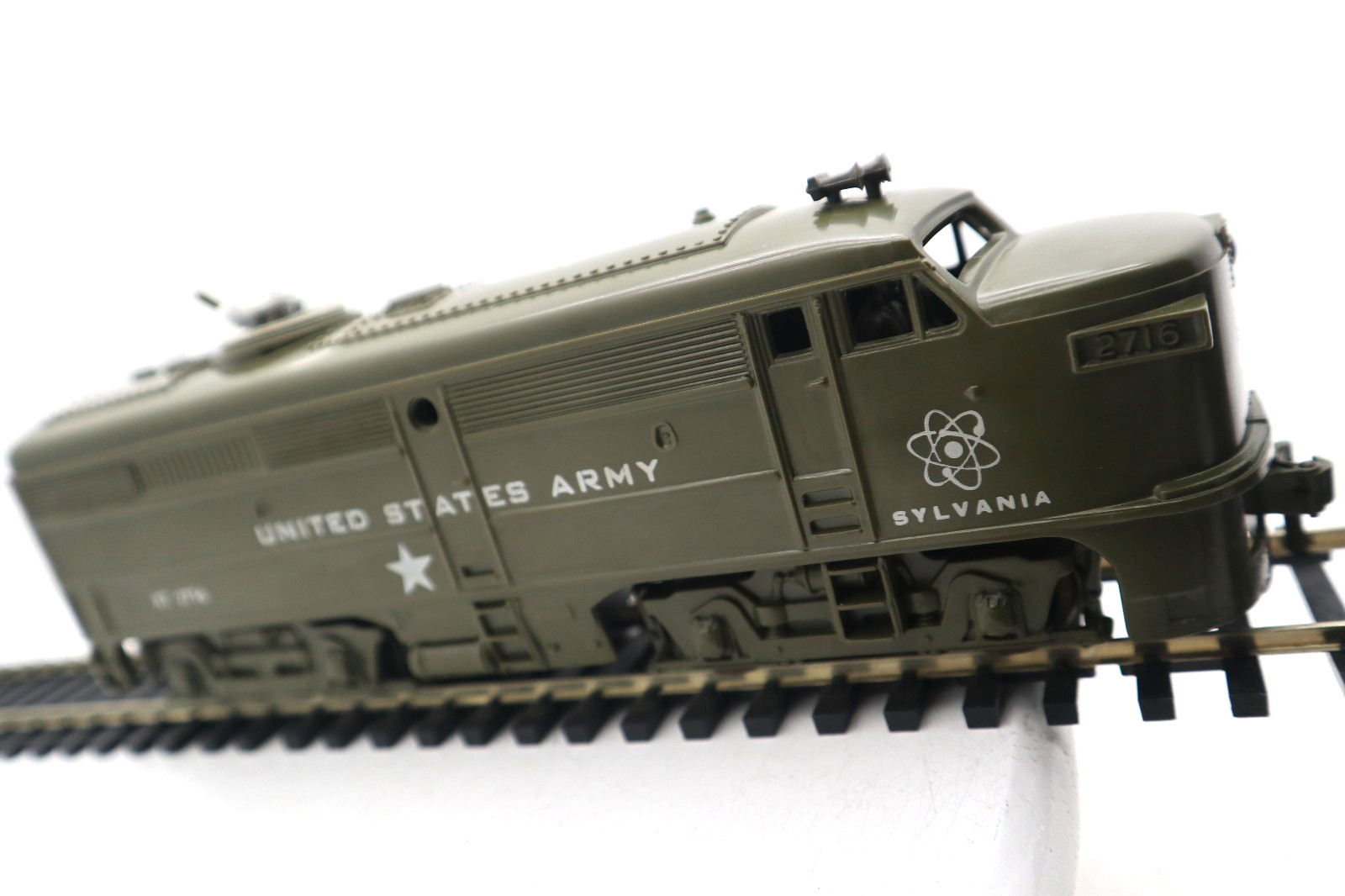KMT Kusan Auburn 2716, O, 2 Rail, U. S. Army Alco Diesel Locomotive, C-7 EX